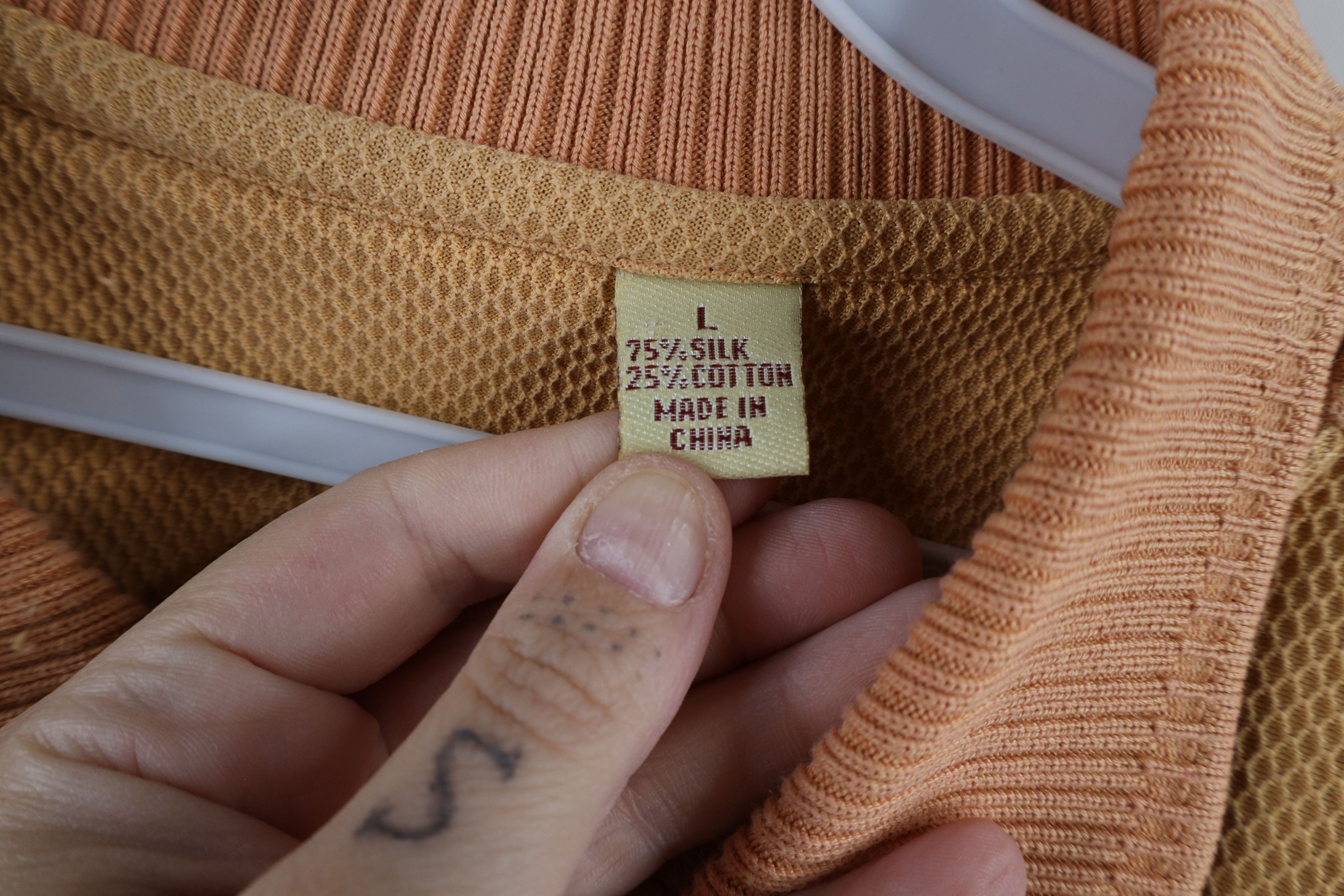 Tommy Bahama × Vintage Vintage Tommy Bahama Silk Blend Knit Long Sleeve Polo Orange Size US L / EU 52-54 / 3 - 7 Thumbnail