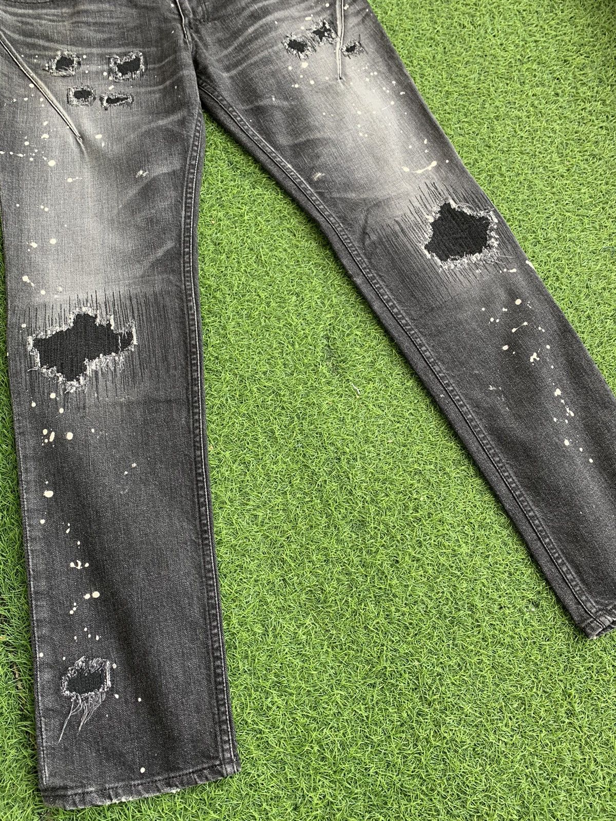 Number (N)ine 🔥Number (N) Distressed Splatter Denim Jeans Size US 32 / EU 48 - 13 Thumbnail
