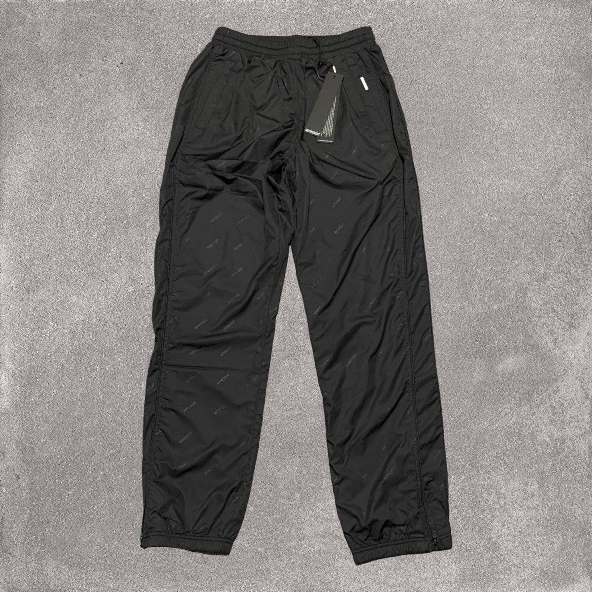Represent Clo. Represent Small Track Pants Black All Over Logo Bottoms Size US 30 / EU 46 - 1 Thumbnail