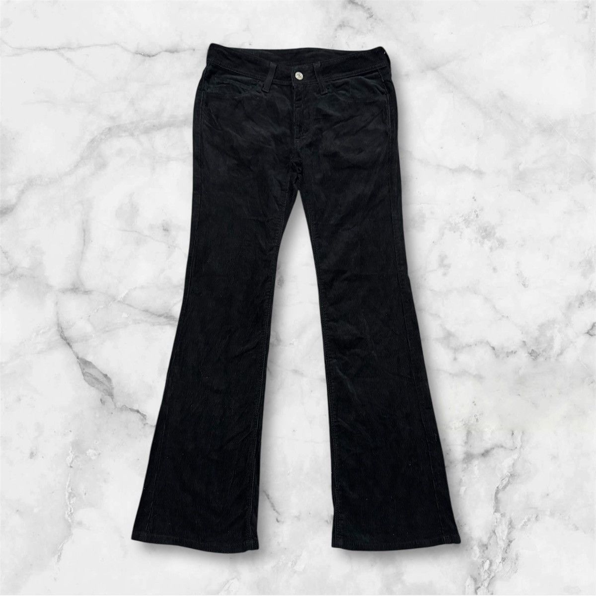 Levi’s Corduroy Black Stylish body Jeans Flare bell bottom