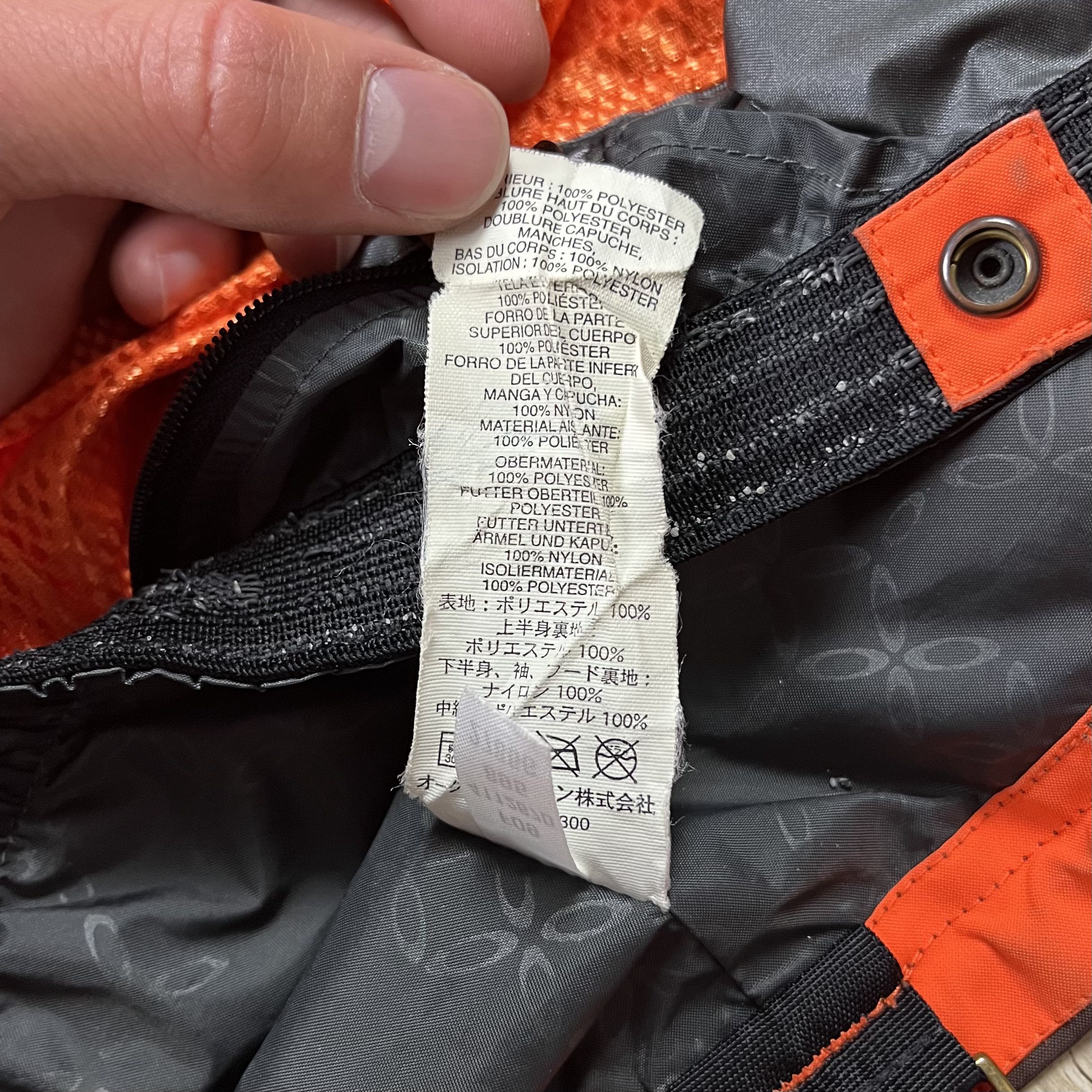 Oakley VTG Y2K Oakley Air Raid Jacket Snowboard Ski Cyber Size US L / EU 52-54 / 3 - 13 Thumbnail