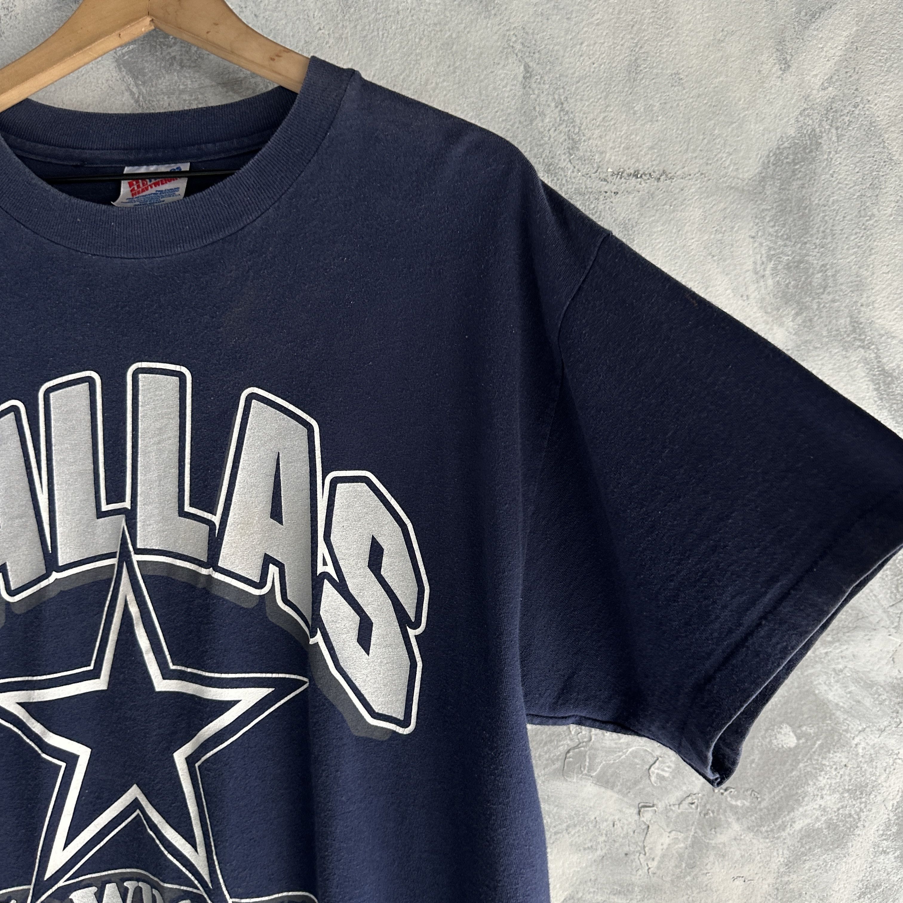 NFL Vintage Dallas Cowboys T Shirt Football Mens Glitter 90s NFL Size US L / EU 52-54 / 3 - 4 Thumbnail