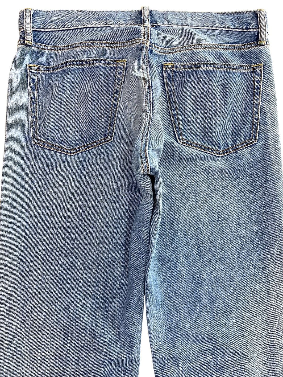 Uniqlo Uniqlo Light Wash Style Wide Leg Denim Jeans Size US 34 / EU 50 - 4 Thumbnail