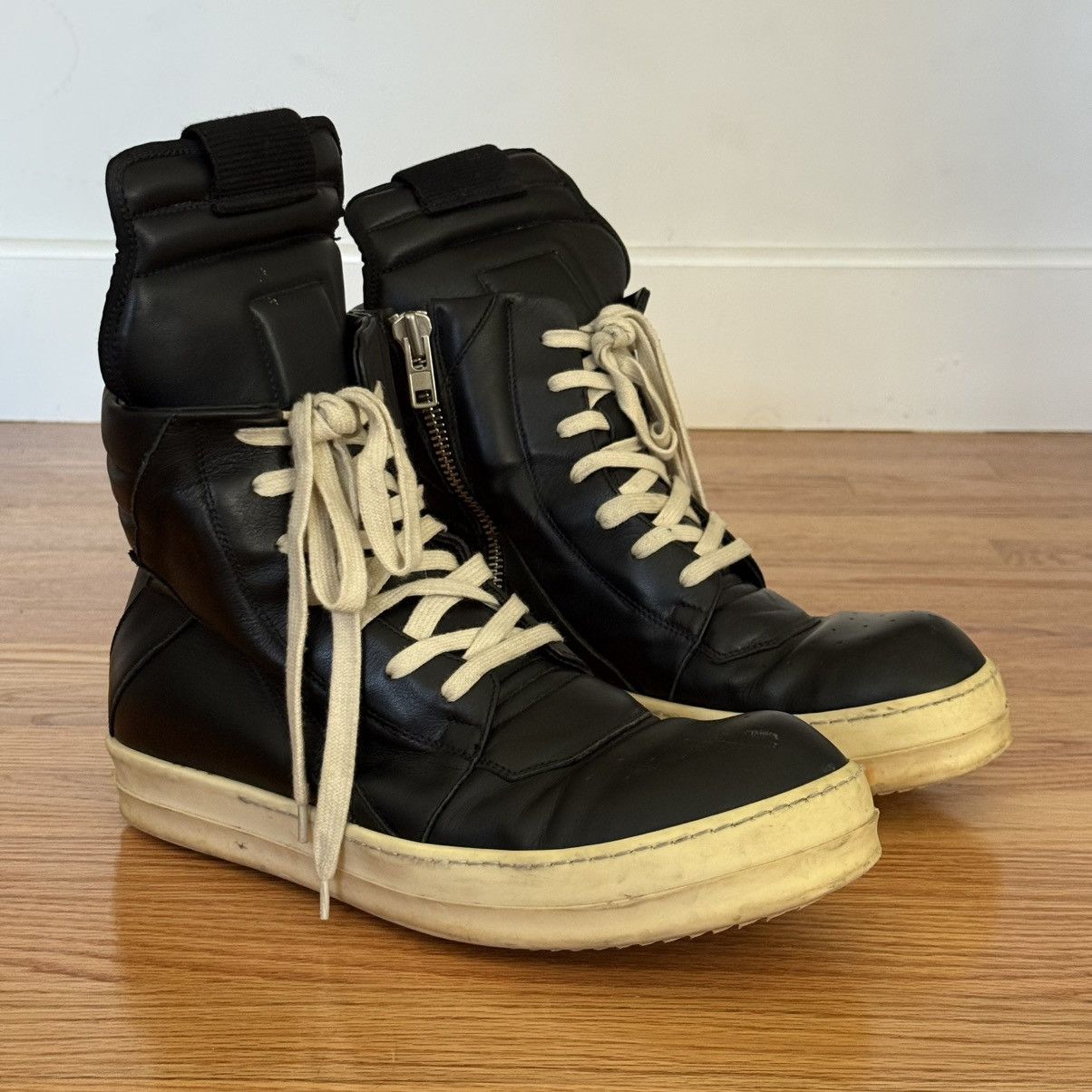 Rick Owens Rick Owens Geobasket in Solid Black / Milk, Size 40.5