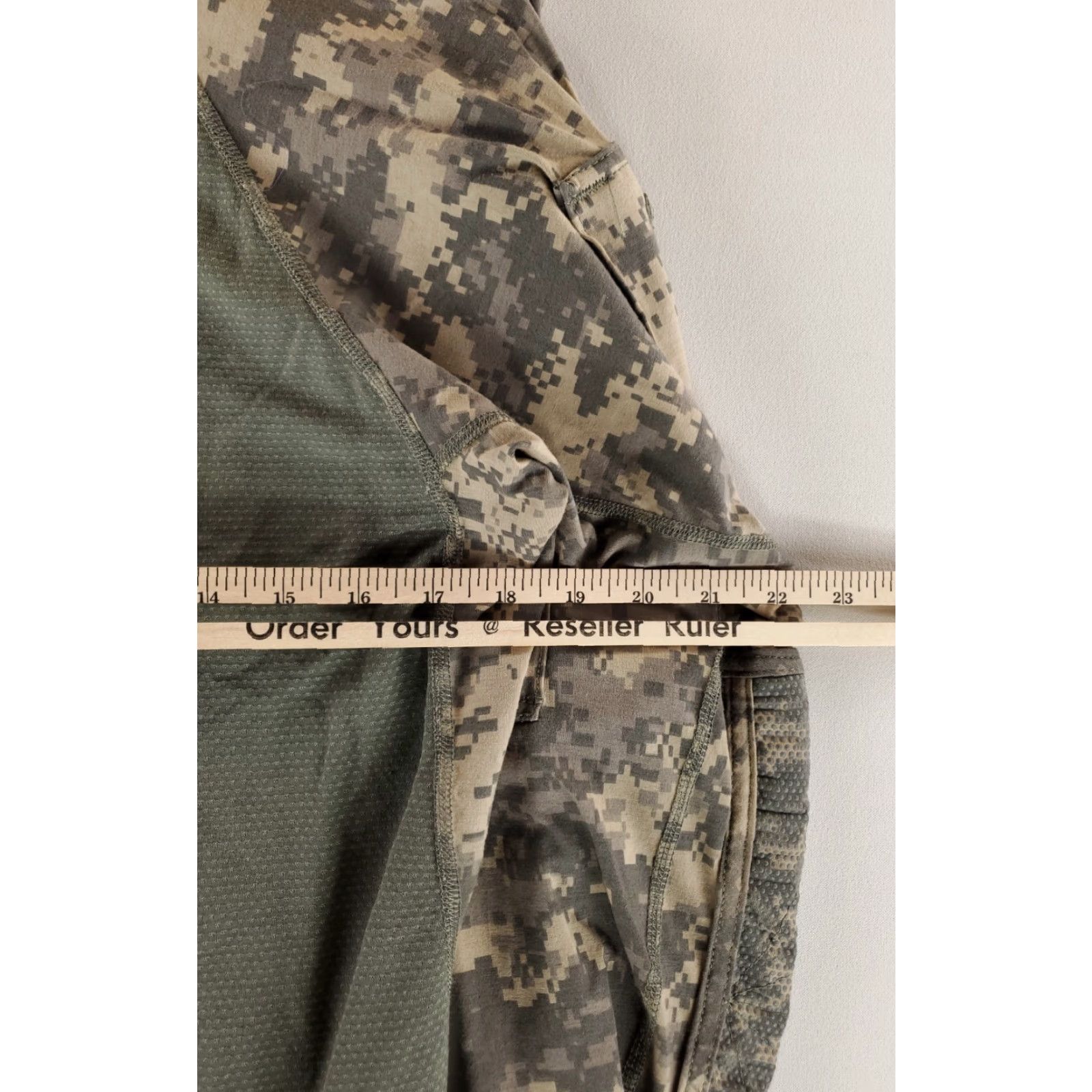 Vintage Massif US Military Army Combat Shirt Digital Camo Green Army Strong Mens L Size US L / EU 52-54 / 3 - 6 Thumbnail