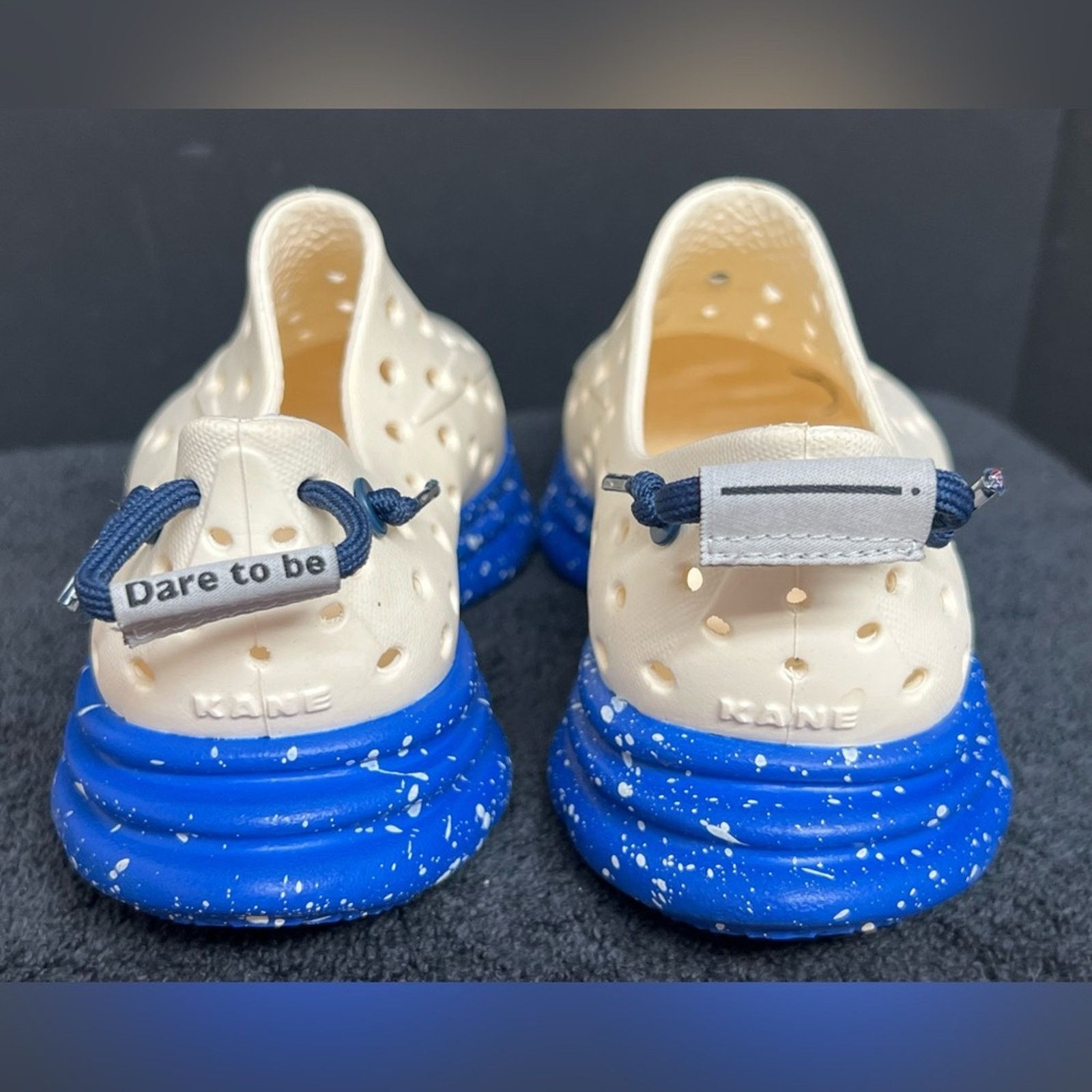 Kane & Unke Kane x Hilary Knight Revive Unisex NWOB White Blue SOLD OUT Size US 5 / IT 35 - 6 Thumbnail