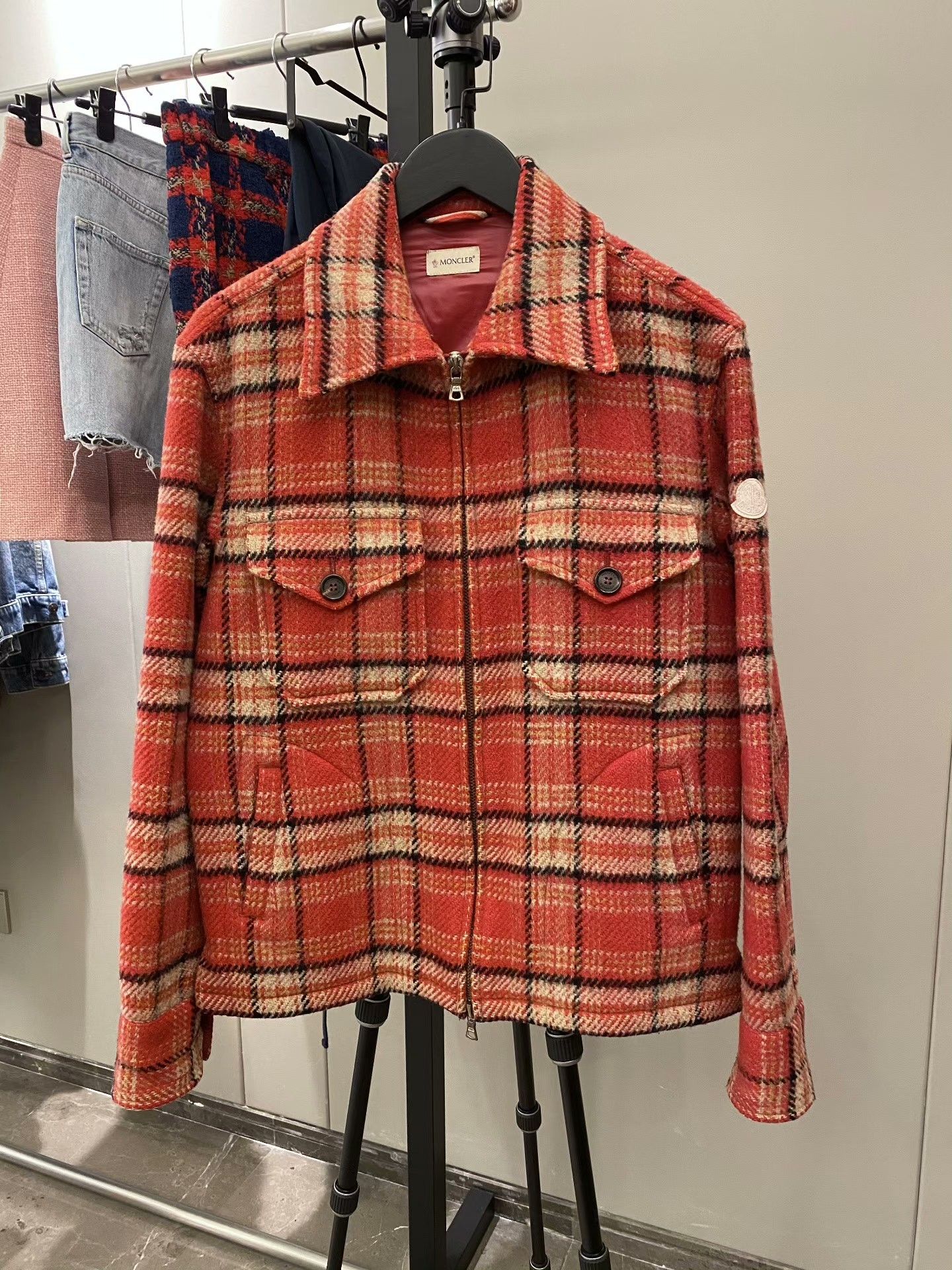 Moncler Moncler Embroidered Plaid Jacket M Women Size M / US 6-8 / IT 42-44 - 1 Thumbnail