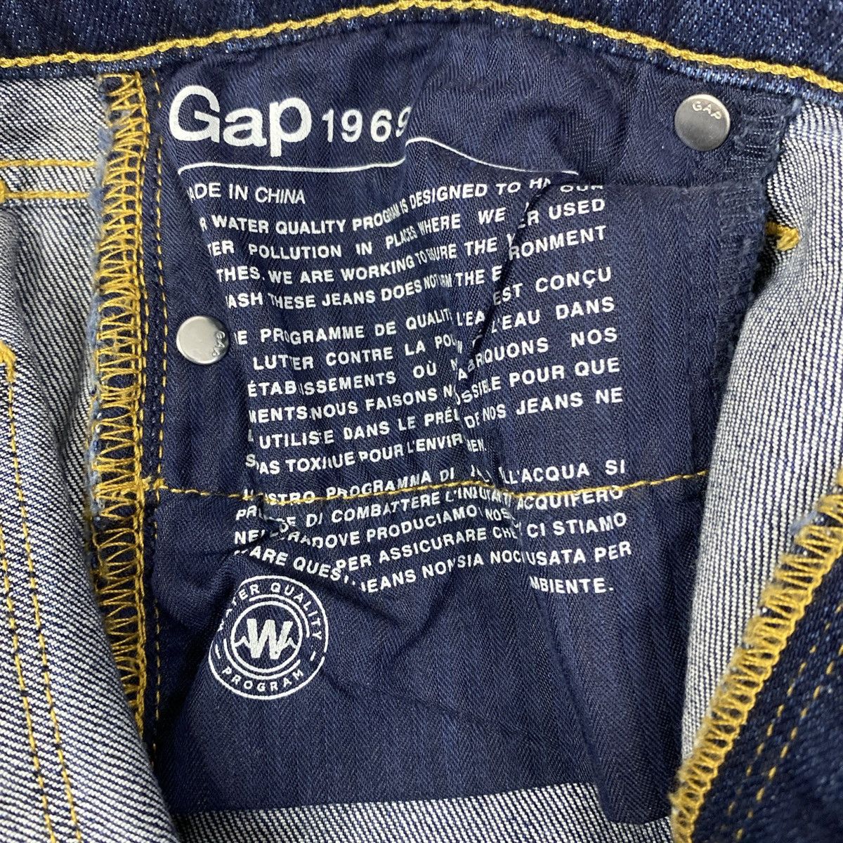 Gap Gap Authentic Flare High Rise Dark Women's Jeans Sz 30R NWT Size 30" / US 8 / IT 44 - 8 Thumbnail
