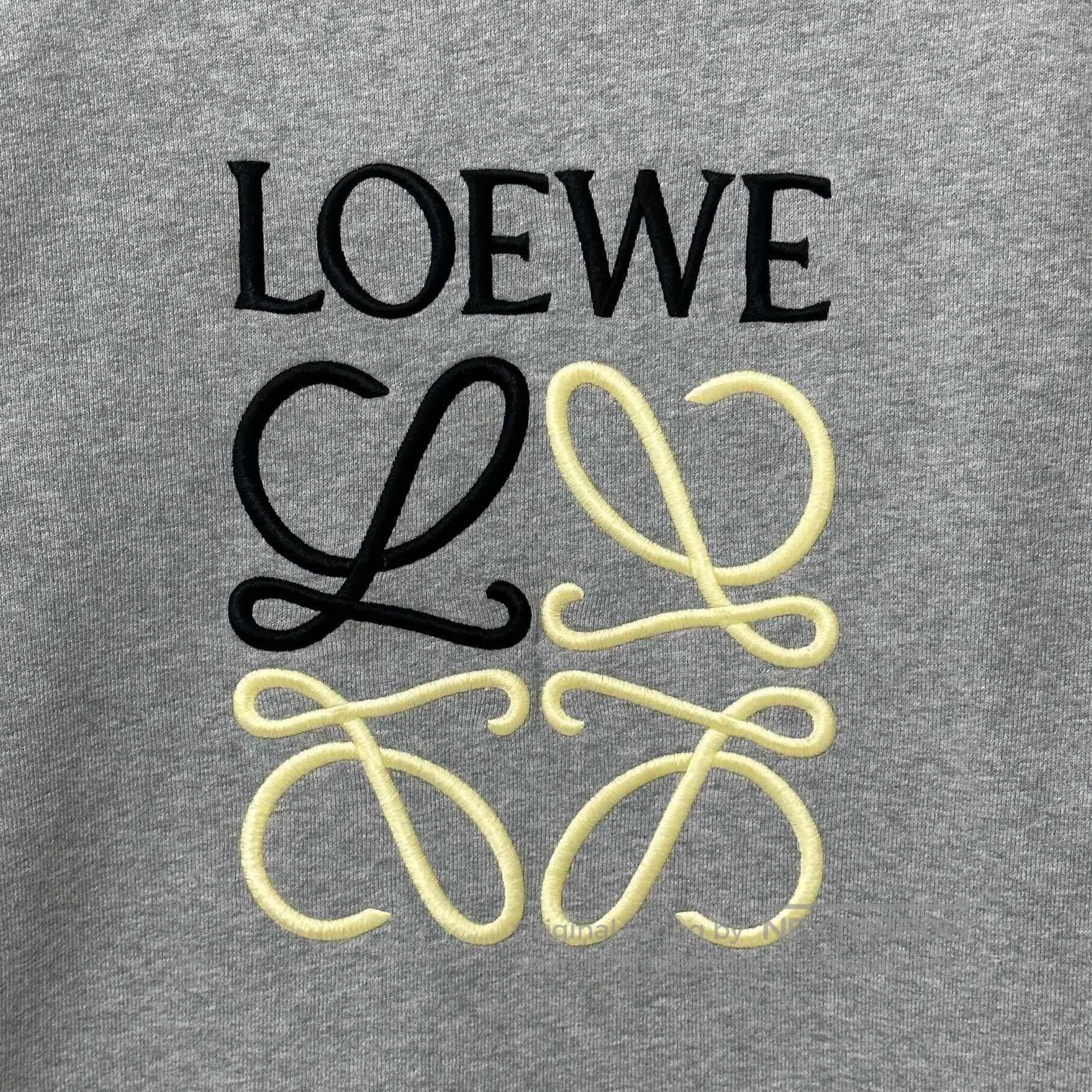 Loewe color block embroidered logo sweatshirt. Size US M / EU 48-50 / 2 - 3 Thumbnail