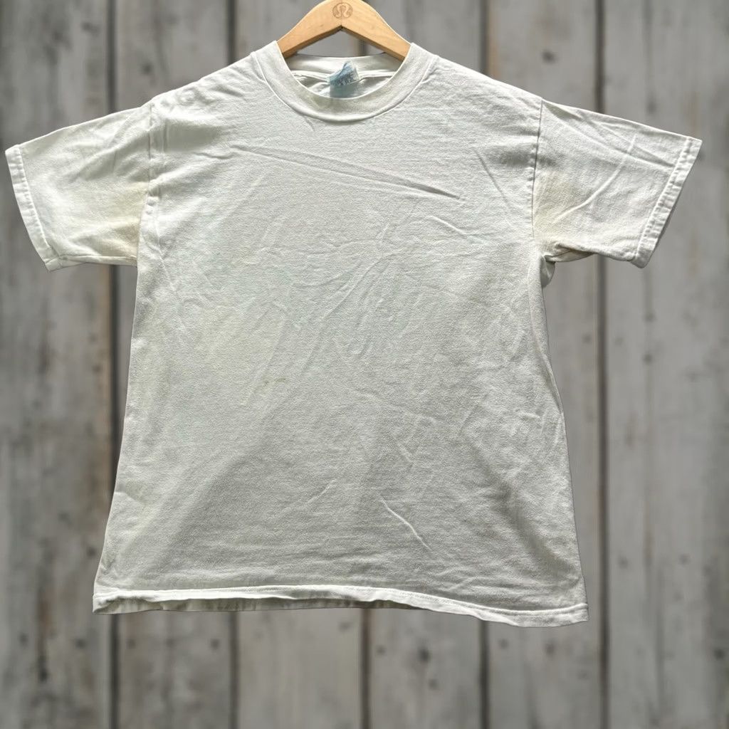 Vintage VINTAGE Shirt Mens M White Crewneck Cotton Preshrunk Jersey Short Sleeve y2k SS Size US M / EU 48-50 / 2 - 1 Thumbnail