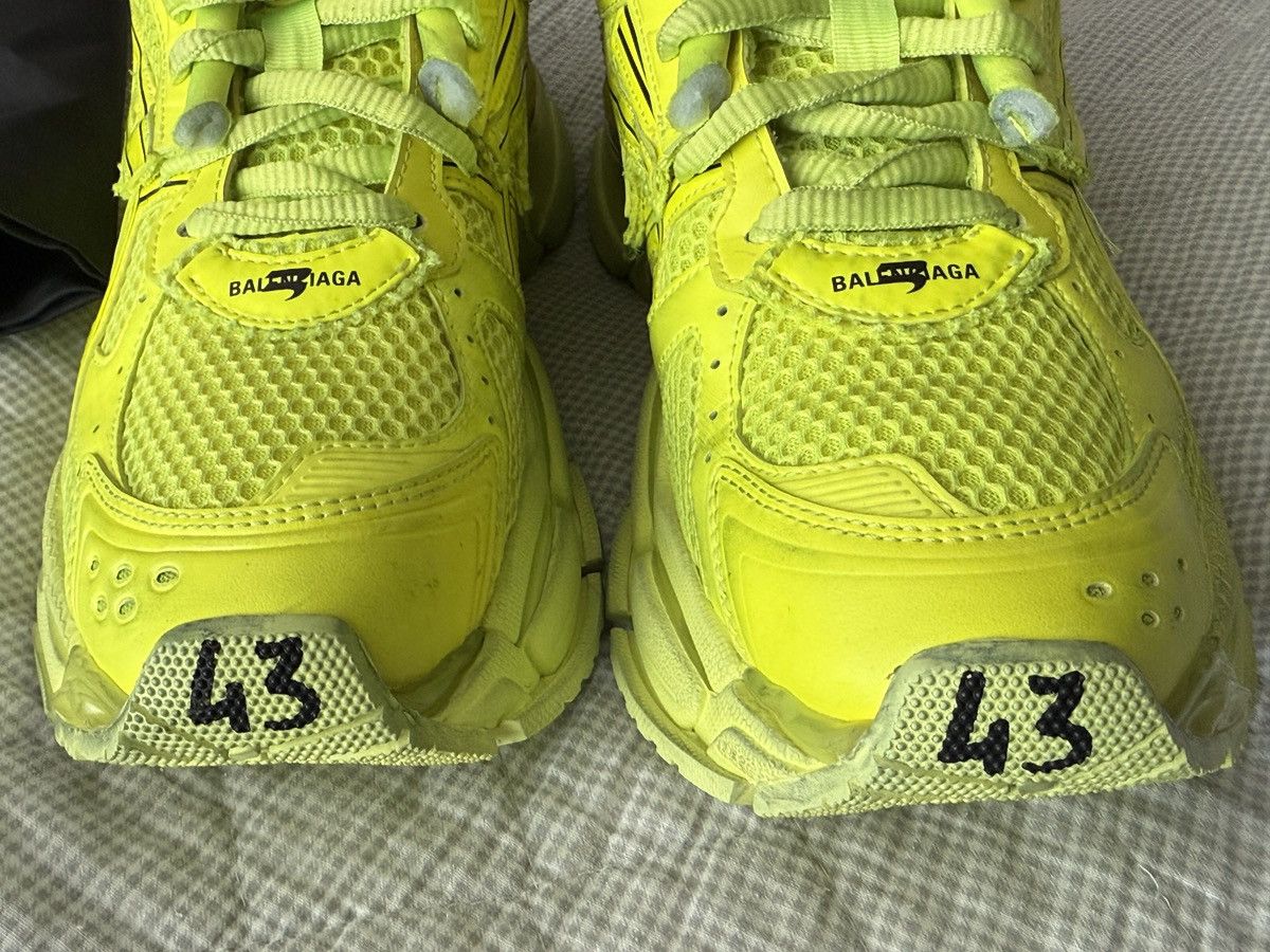 Balenciaga Balenciaga Runner ‘ Fluorescent Yellow ’ Size US 10.5 / EU 43-44 - 8 Thumbnail