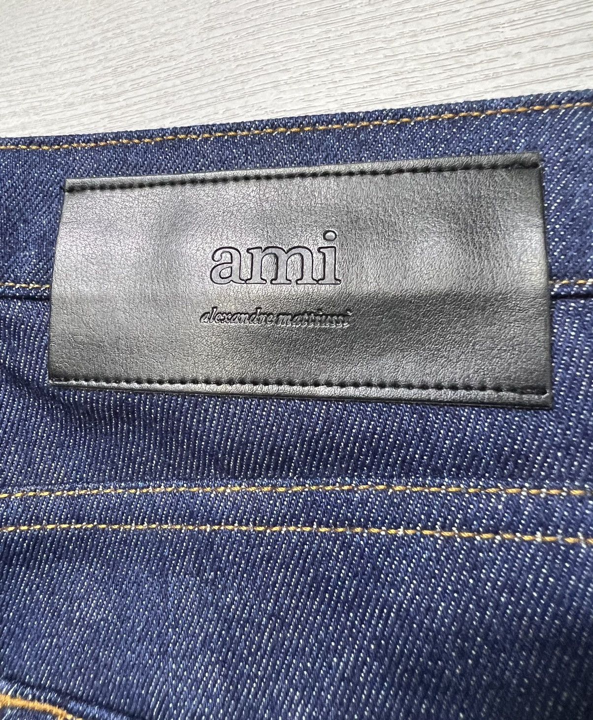 AMI AMI Paris - Mid Rise Flared Jeans Size US 27 - 10 Thumbnail