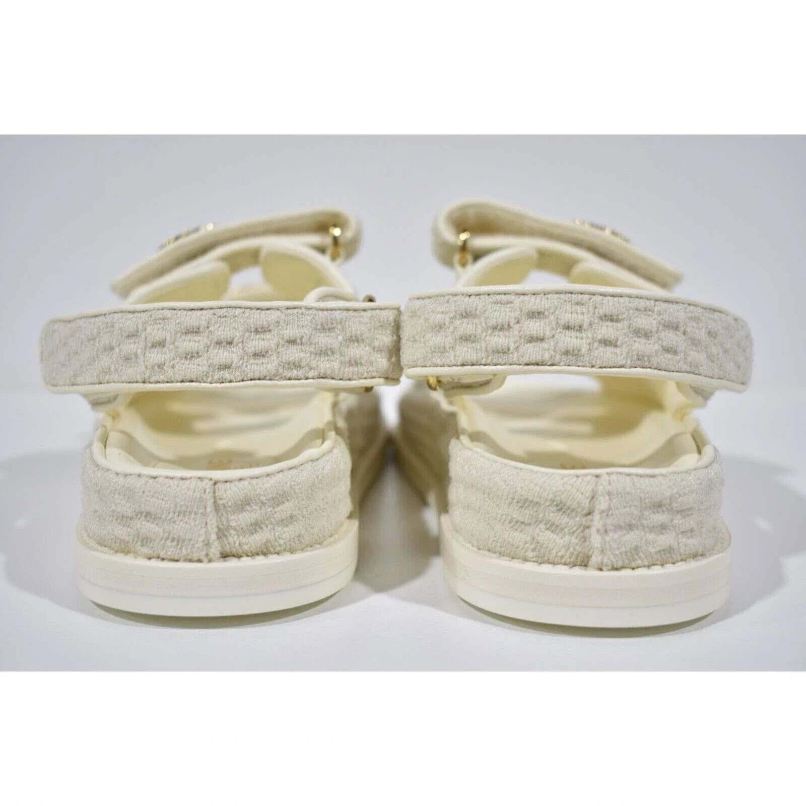 Chanel Chanel 22S Ivory White Knit CC Logo Mule Slide Strap Size US 7.5 / IT 37.5 - 10 Thumbnail