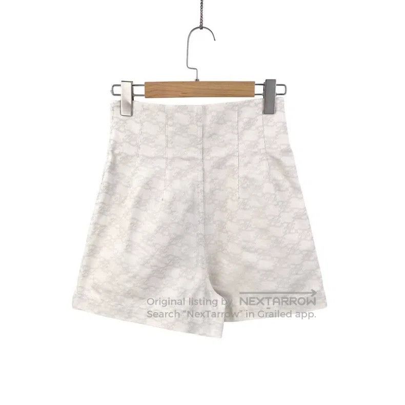 Fendi Fendi White all-over print logo high waist denim shorts Size 42" / US 20 - 2 Thumbnail