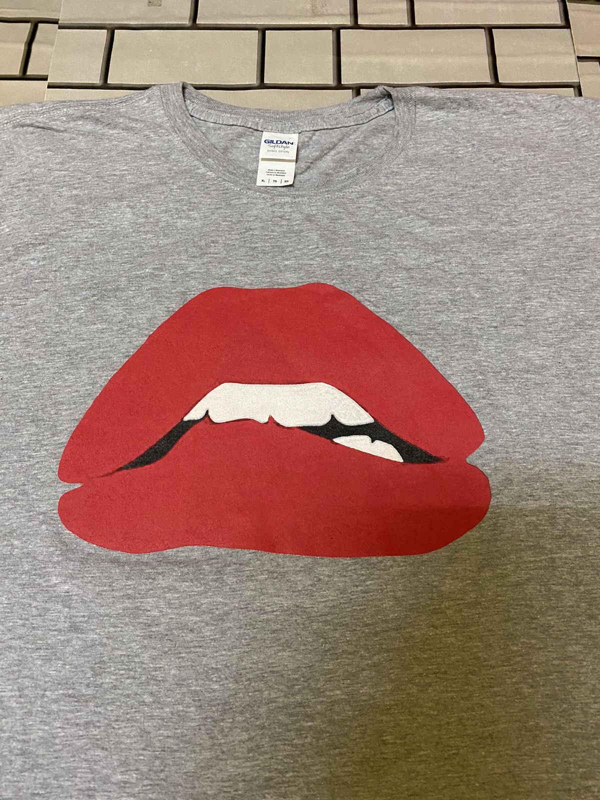 Designer × Other Lips kisses mouth Size US XL / EU 56 / 4 - 5 Thumbnail