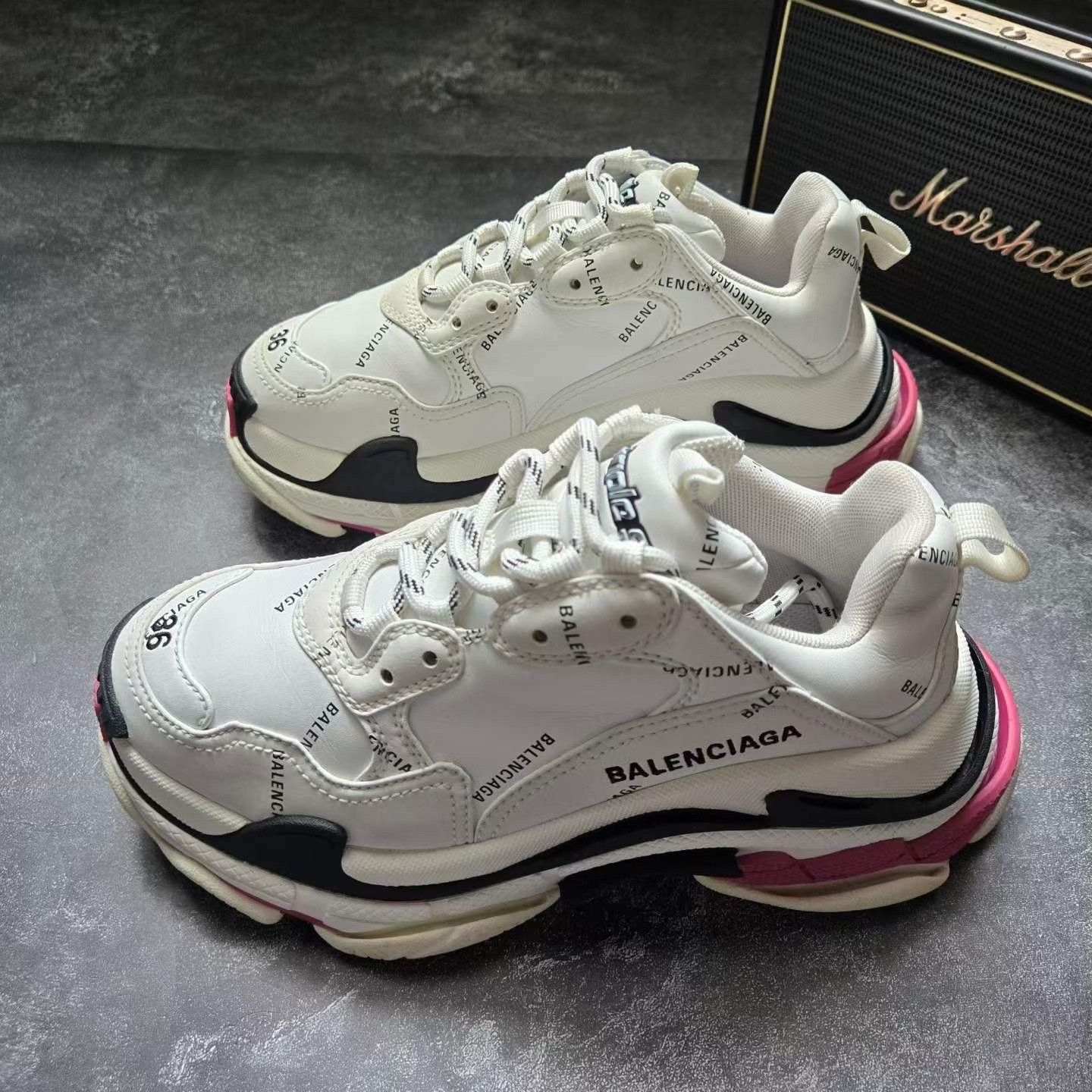 Balenciaga Balenciaga Pink Lowtop Sneakers S Women Size US 6 / IT 36 - 1 Thumbnail