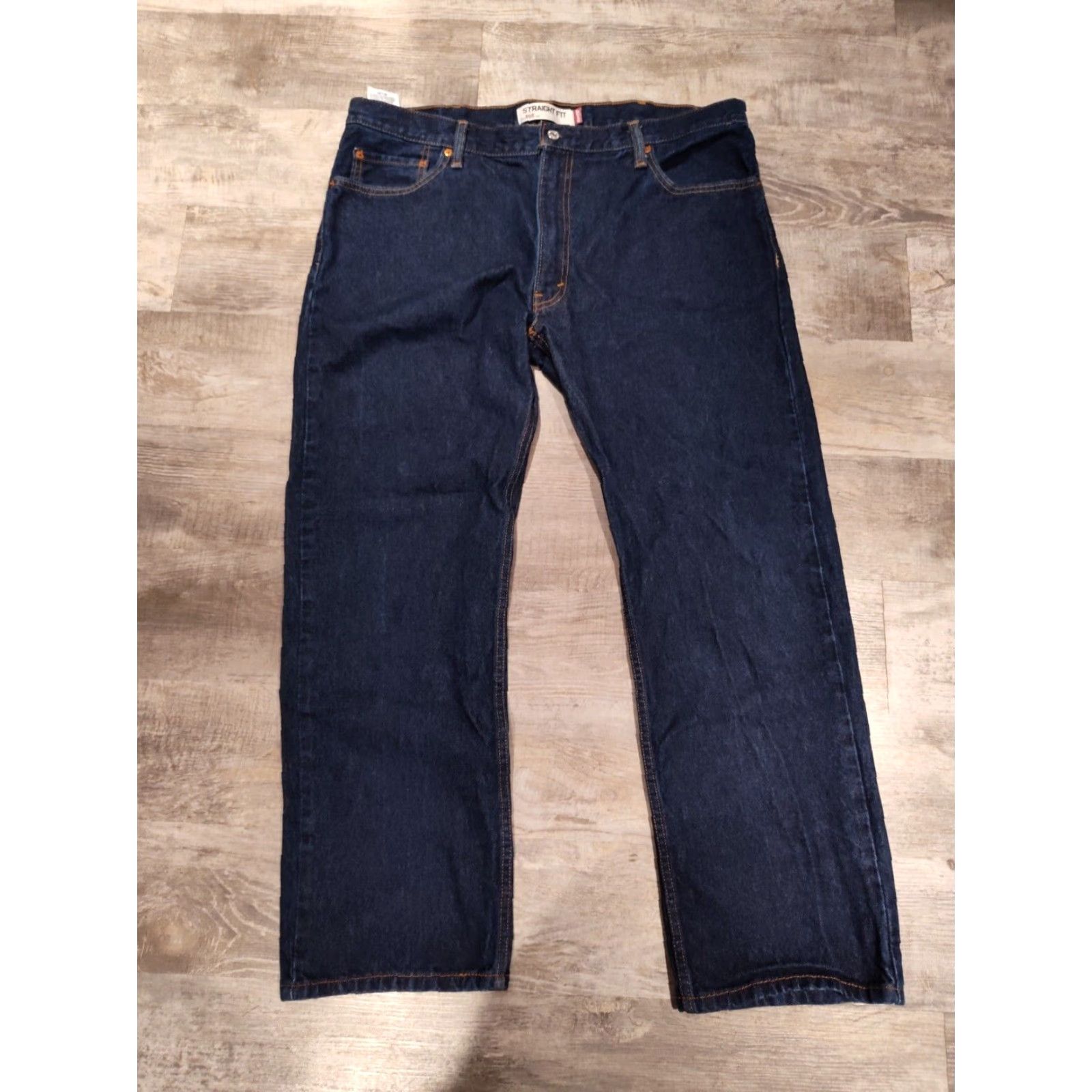 Levi's VINTAGE? No. Levi's 505 Jeans - Straight Fit Denim - Men - Size 40x30 - Dark Blue Wash - Regular Rise - 5-Pocket - Belt Loops - 100% Cotton - EUC Size US 40 / EU 56 - 2 Thumbnail