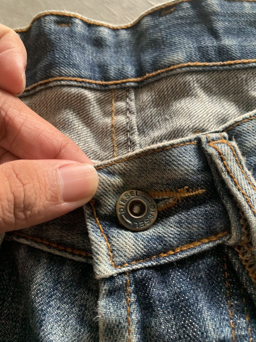 Designer × Diesel distressed loose diesel industry jeans Size US 37 - 5 Thumbnail