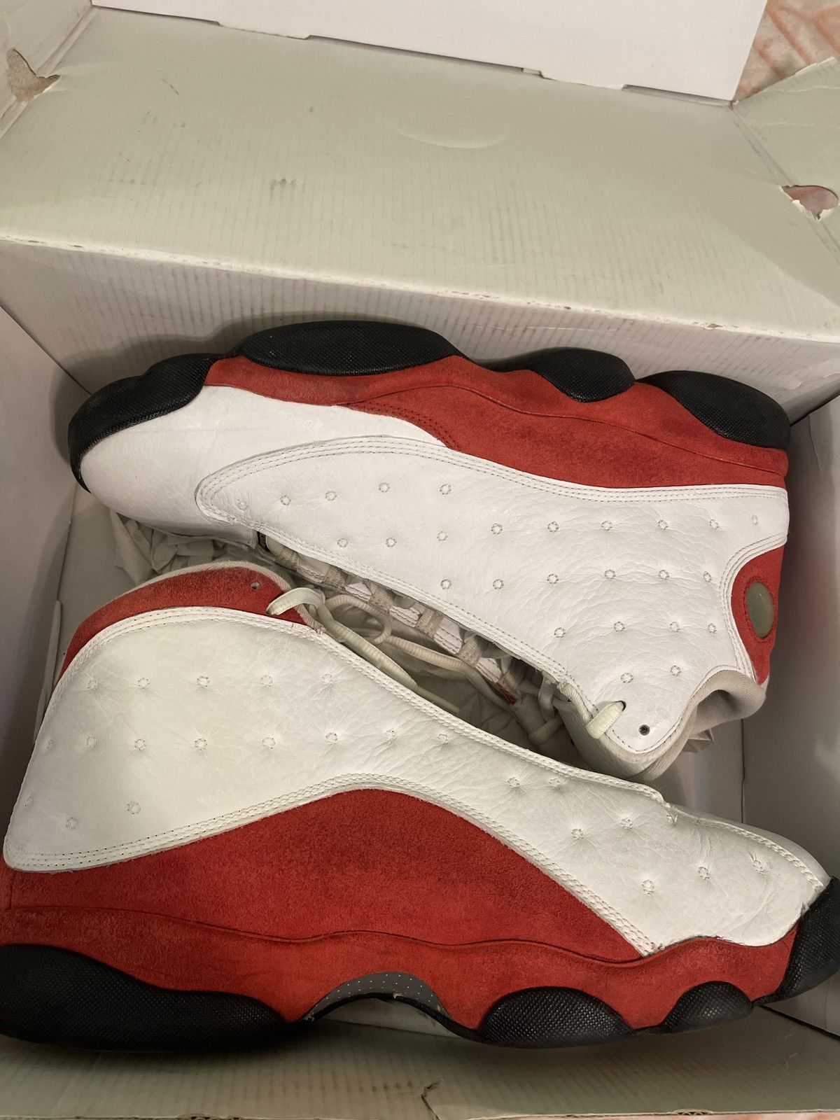 Jordan Brand × Nike AIR JORDAN RETRO 13 CHERRY Size US 12 / EU 45 - 2 Thumbnail