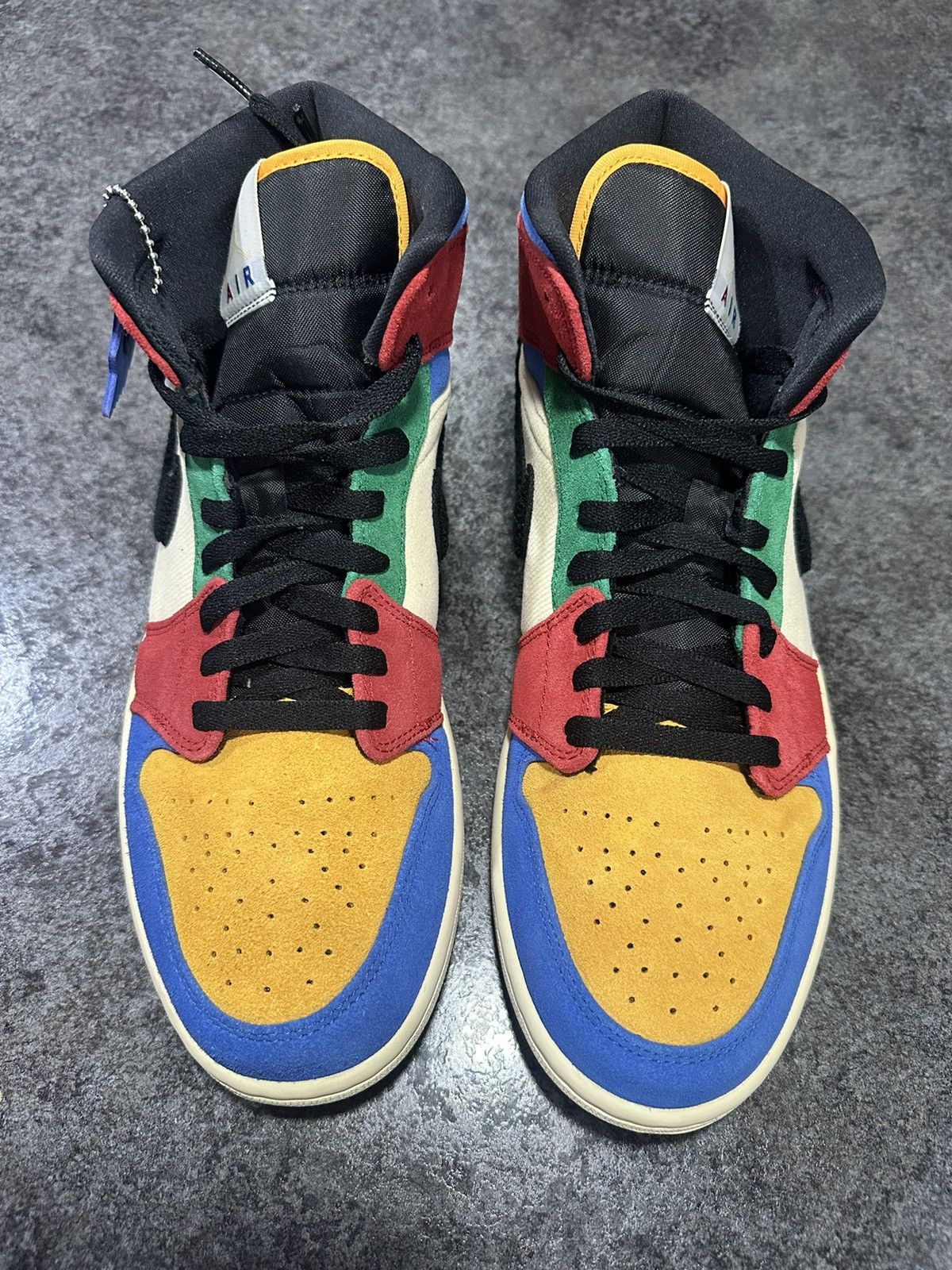 Jordan Brand Nike Air Jordan 1 Mid SE Fearless size 10.5 Size US 10.5 / EU 43-44 - 3 Thumbnail