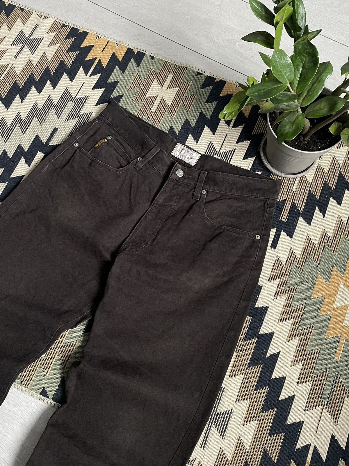 Armani Vintage Armani Metal Logo Brown Denim Pants Size US 36 / EU 52 - 9 Thumbnail