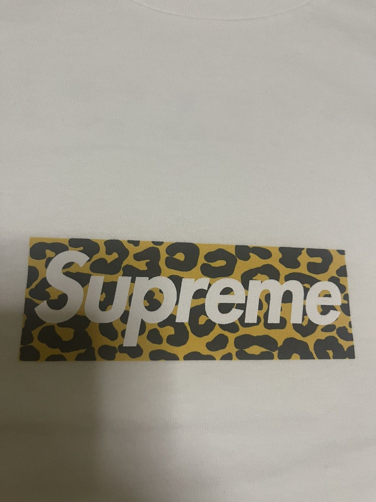 Supreme Supreme Shanghai box logo tee leopard Size US L / EU 52-54 / 3 - 3 Thumbnail