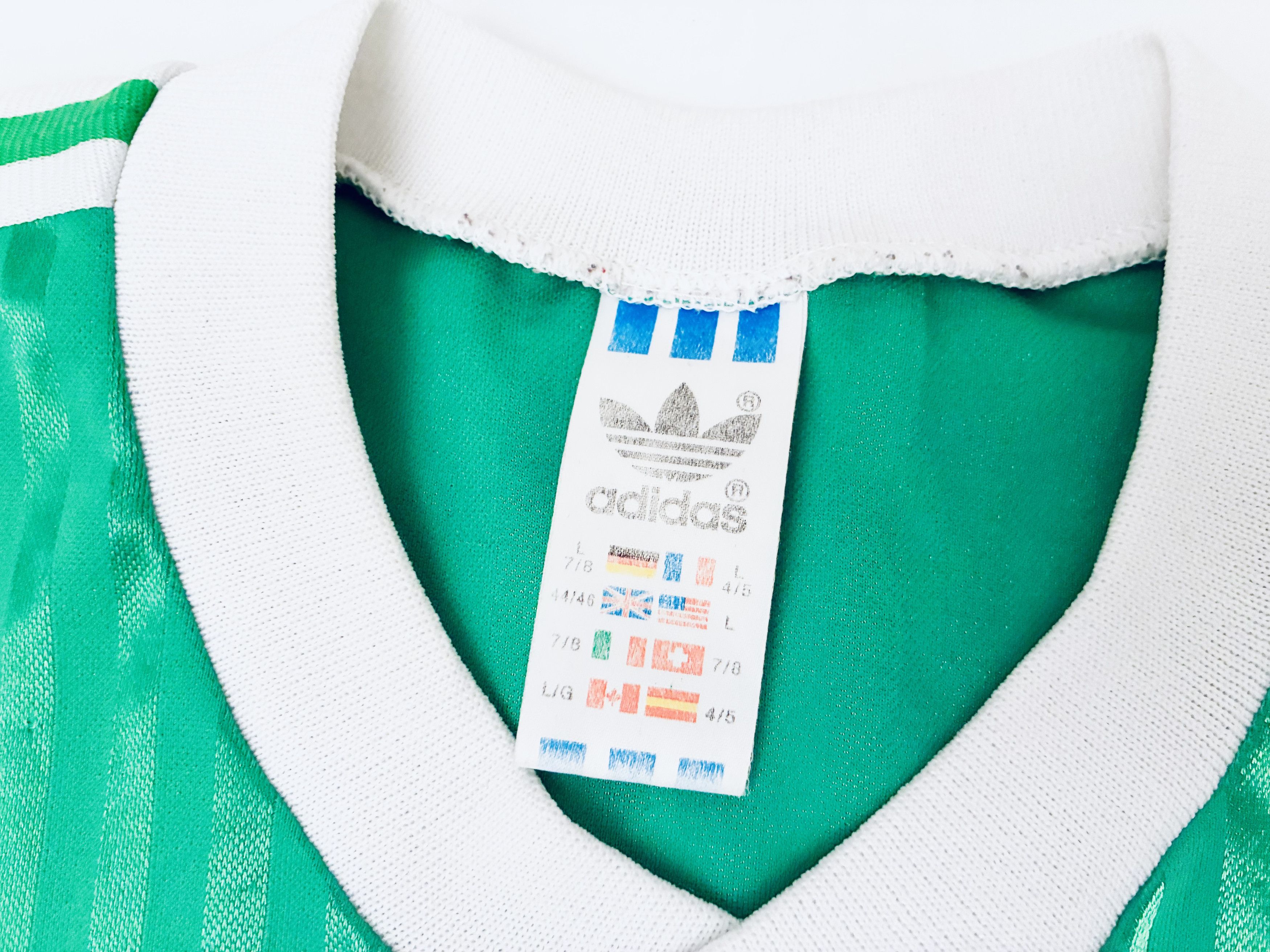 Adidas Cameroon Home Jersey 1990 - 1992 World Cup Italia 90 Size US L / EU 52-54 / 3 - 7 Thumbnail