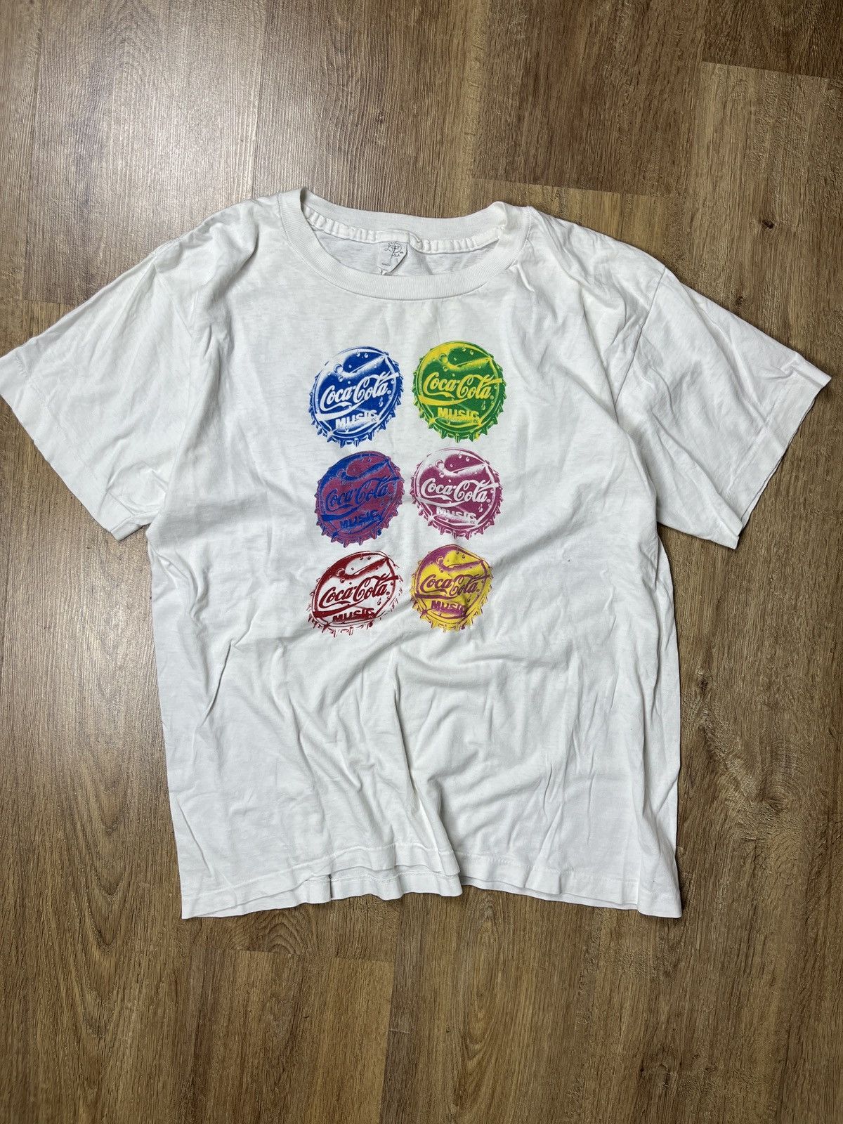 Andy Warhol × Coca Cola × Uniqlo Rare Andy Warhol X Coca cola 