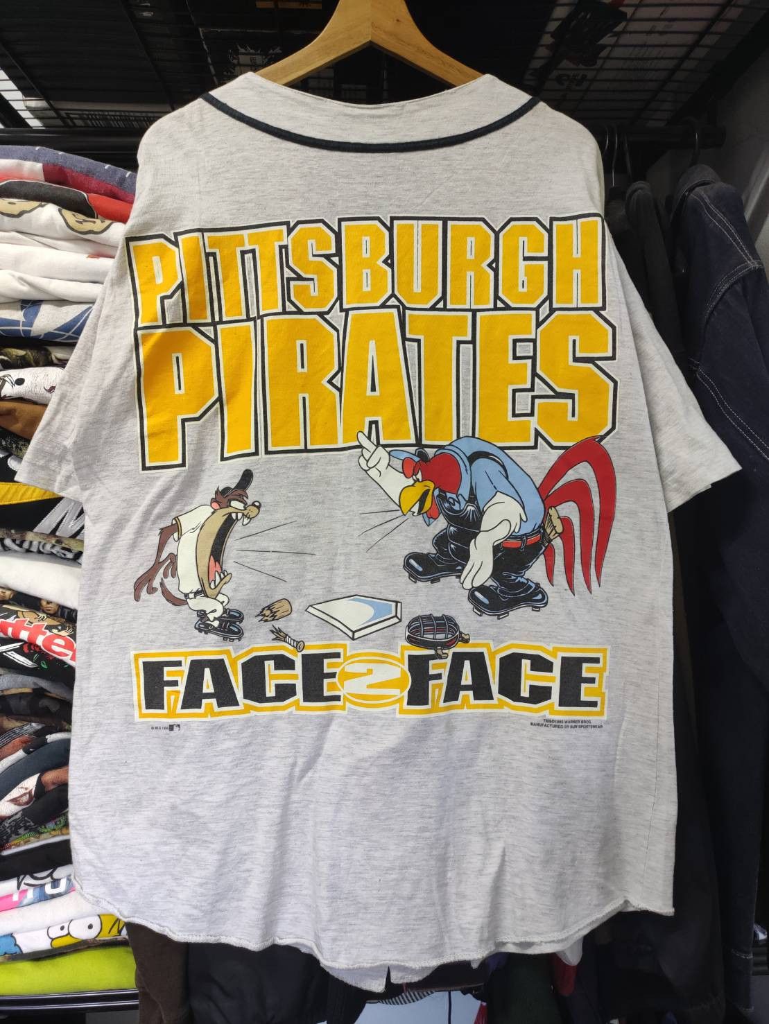MLB Vtg 90's Pittsburgh Pirates x Warner Bros Face2Face Jerseys Size US L / EU 52-54 / 3 - 9 Thumbnail