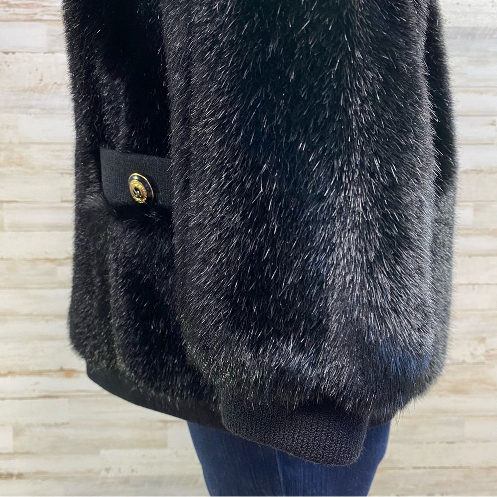 St. John St. John Collection by Marie Gray Faux Fur Jacket Vest XS Size XS / US 0-2 / IT 36-38 - 11 Thumbnail