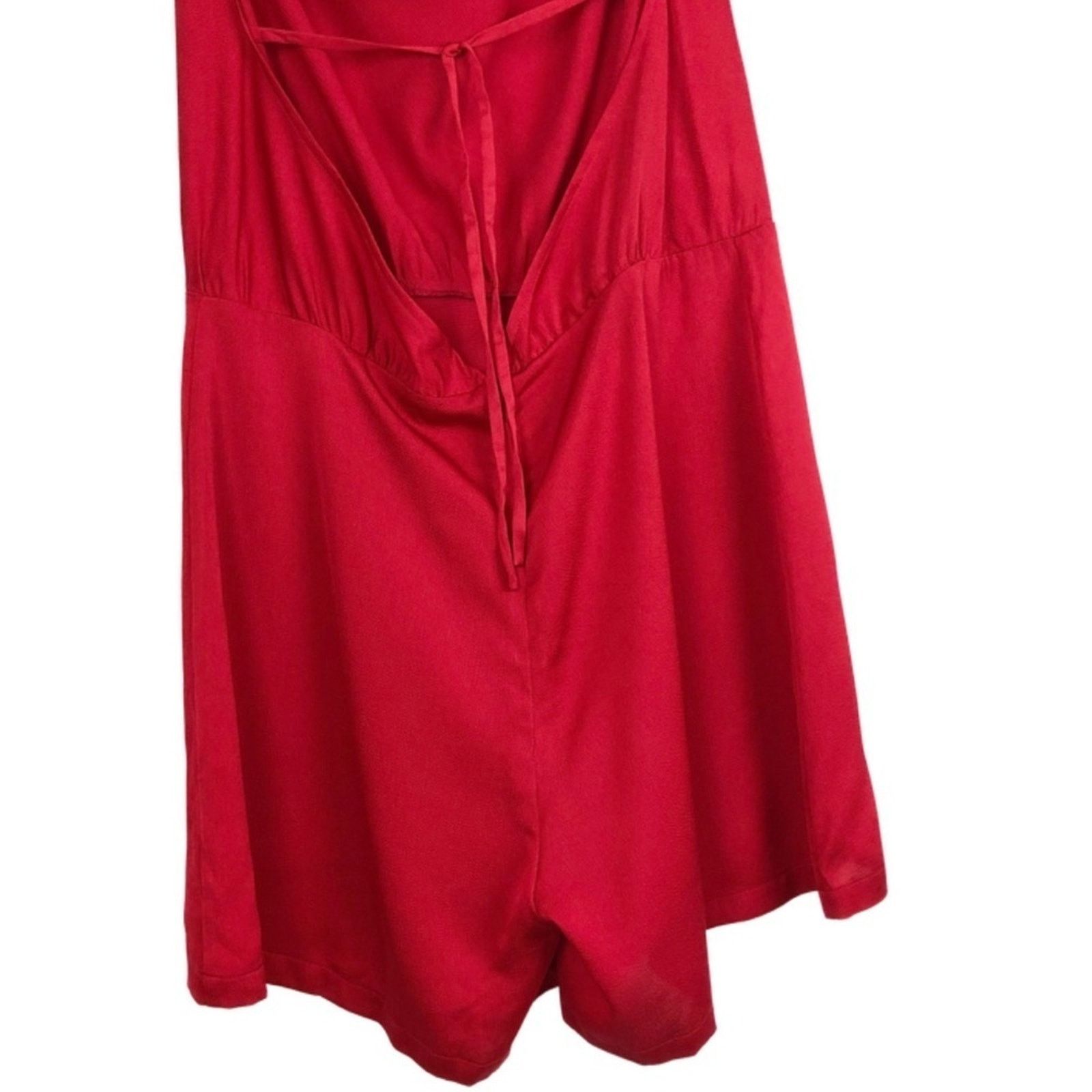 Kendall And Kylie New with Tag Women’s Kendall & Kylie Red Halter Playsuit Size 28" / US 6 / IT 42 - 12 Thumbnail
