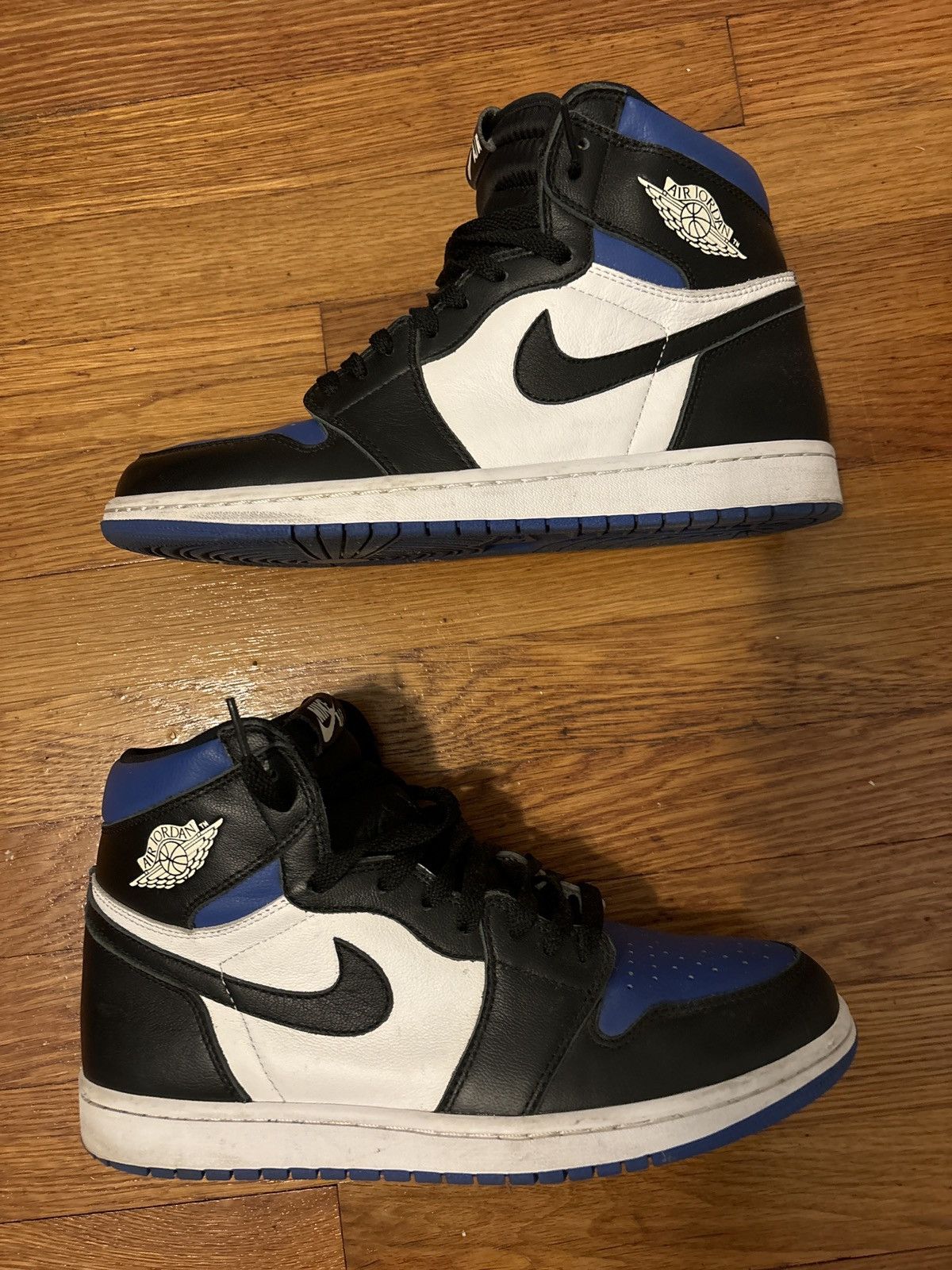 Jordan Brand Royal blue toe Jordan 1s Size US 11 / EU 44 - 1 Thumbnail