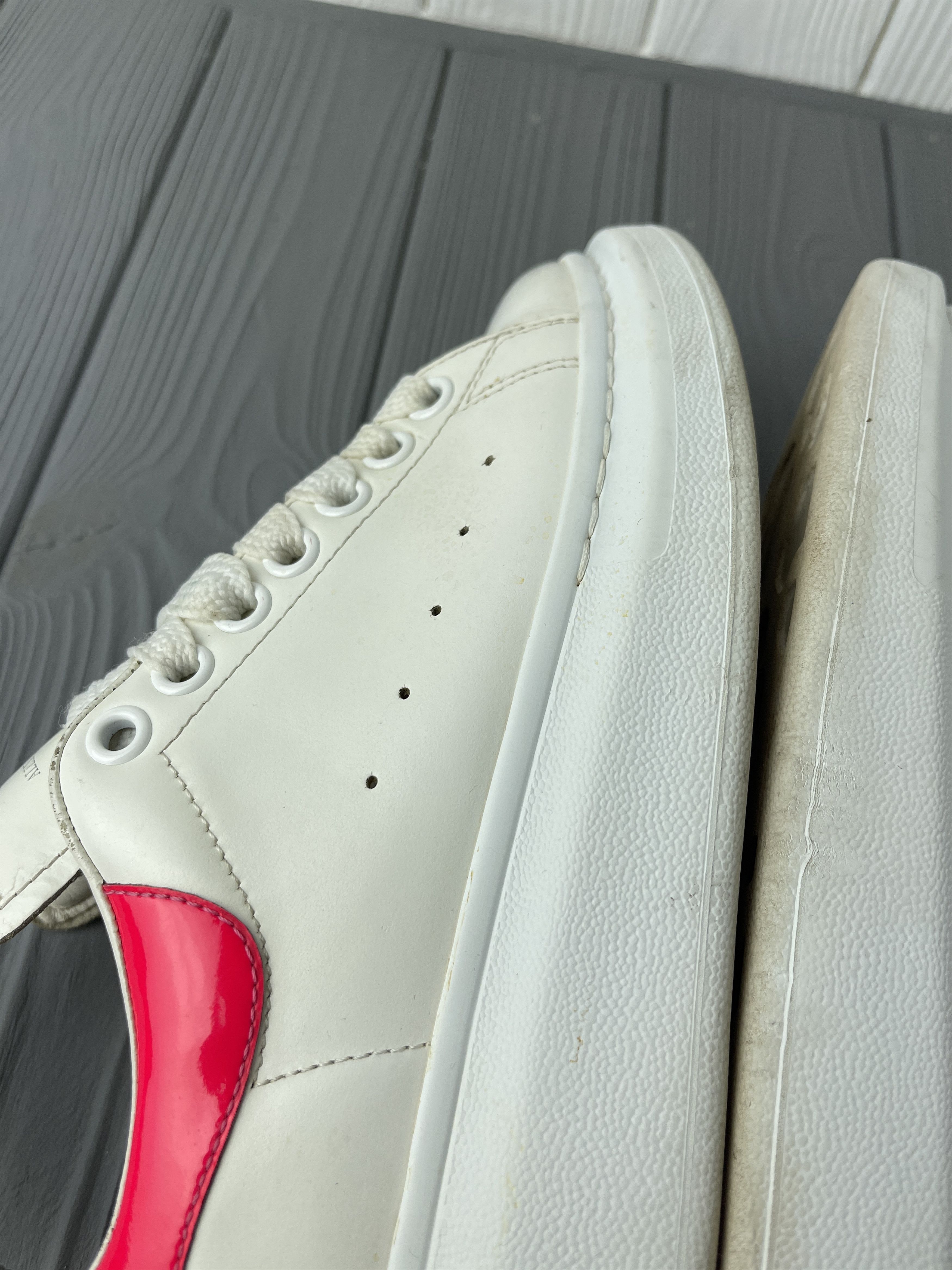 Alexander McQueen Alexander McQueen Leather Sneakers Size US 8 / IT 38 - 14 Thumbnail