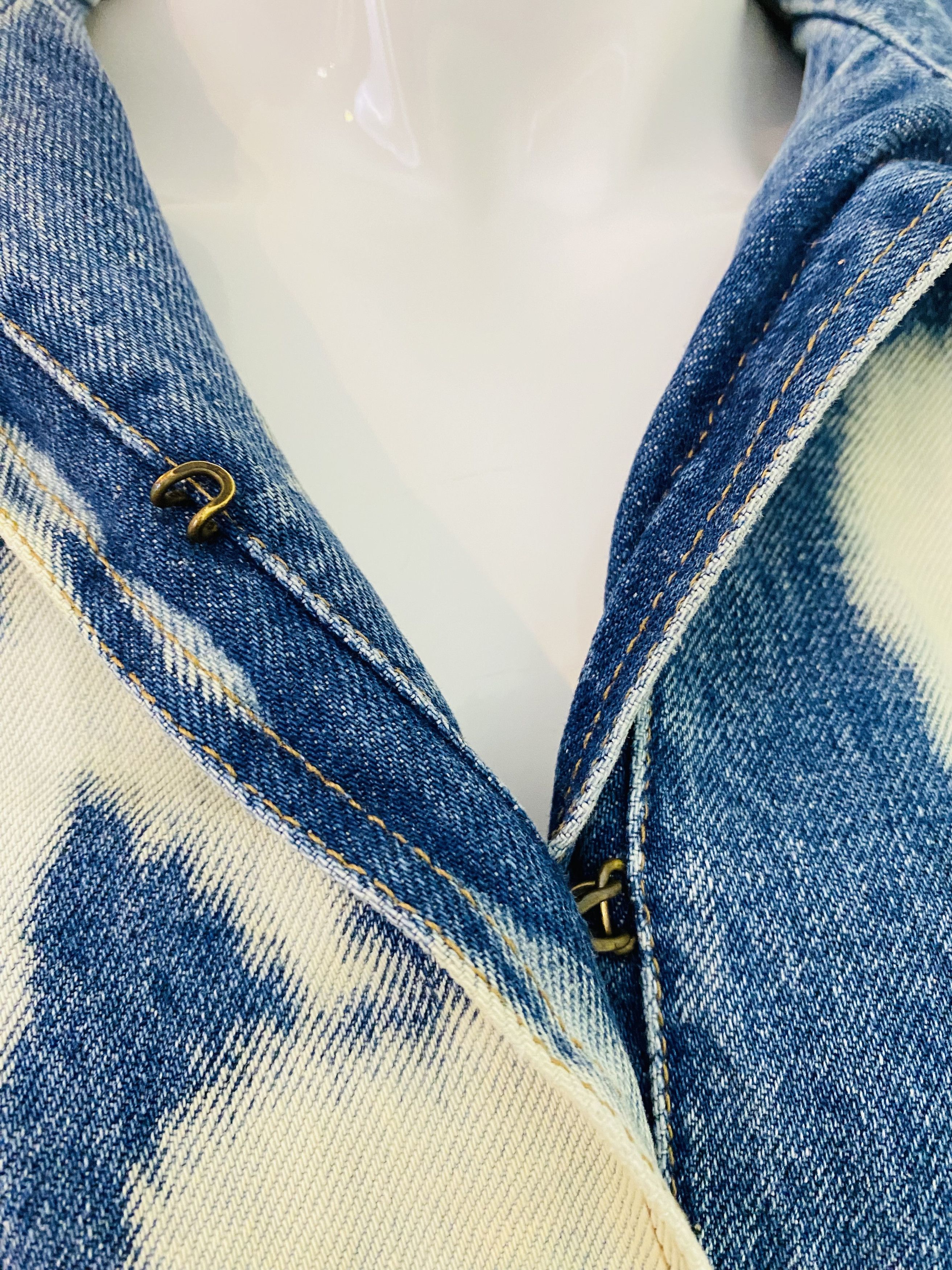 Roberto Cavalli Roberto Cavalli Acid Wash Tie Dye Denim Cow Statement Jacket Size S / US 4 / IT 40 - 7 Thumbnail