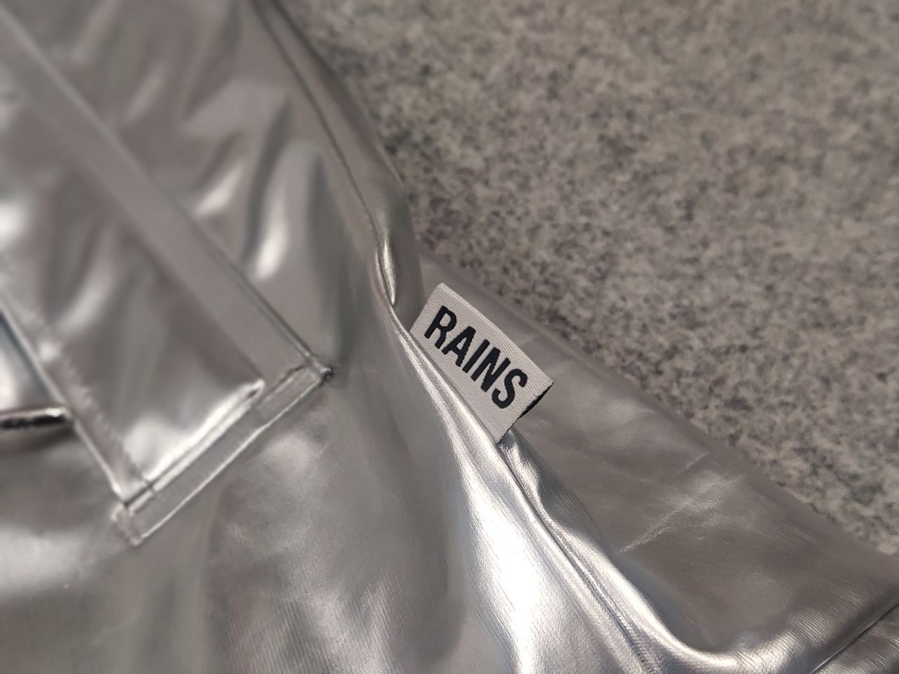 Rains Rains String Design silver foil raincoat Hooded Jacket Size US S / EU 44-46 / 1 - 16 Thumbnail