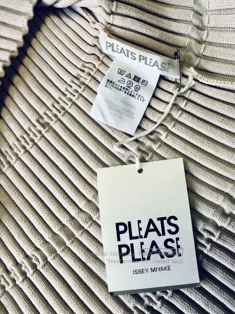 Issey Miyake Issey Miyake size:one size Cream Ruched Knit Sweater Size XXS / US 00 / IT 34 - 2 Thumbnail