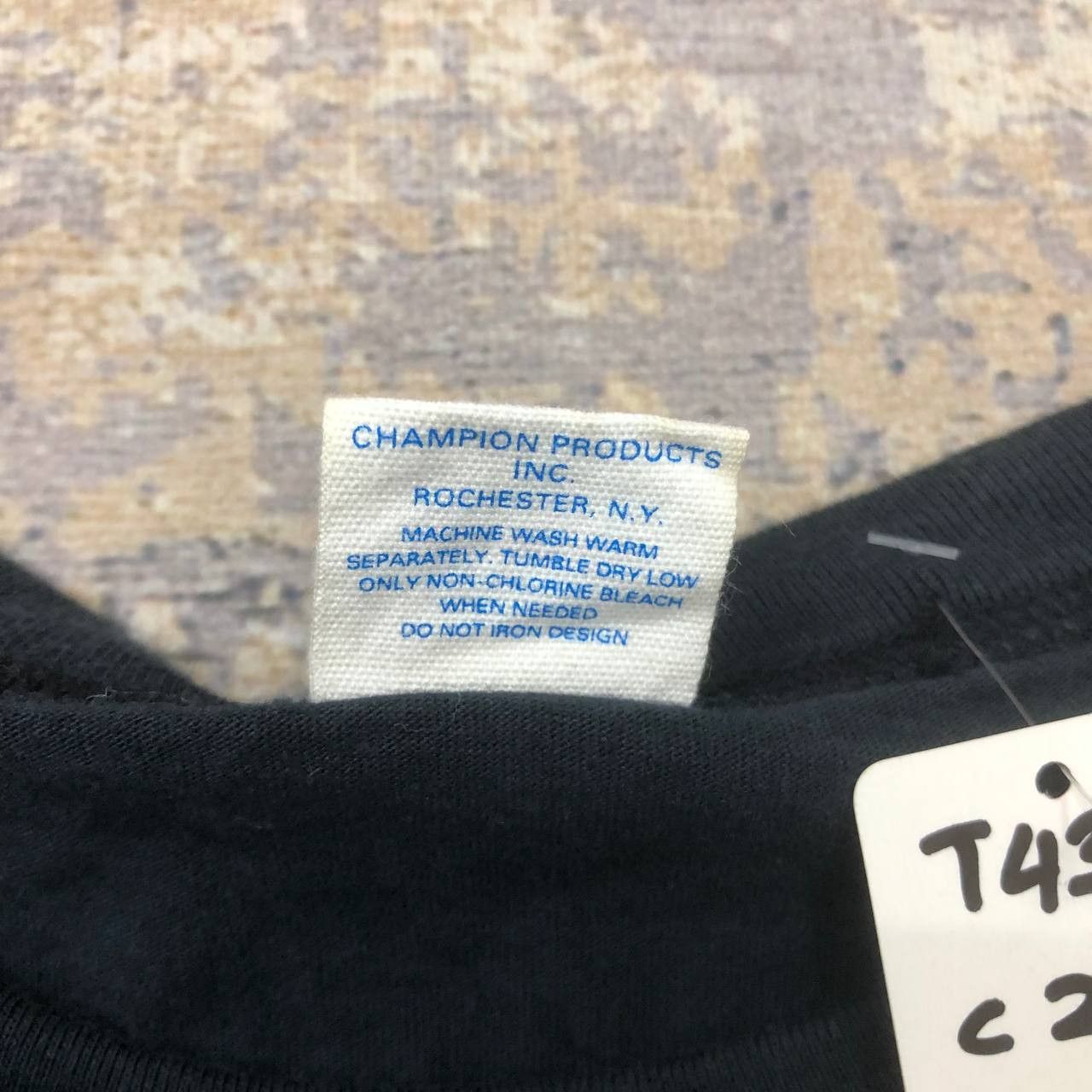 Anime × Champion × Japanese Brand T43 MUGIWARA PIRATE ONE PIECE CHAMPION T SHIRT Size US M / EU 48-50 / 2 - 5 Thumbnail