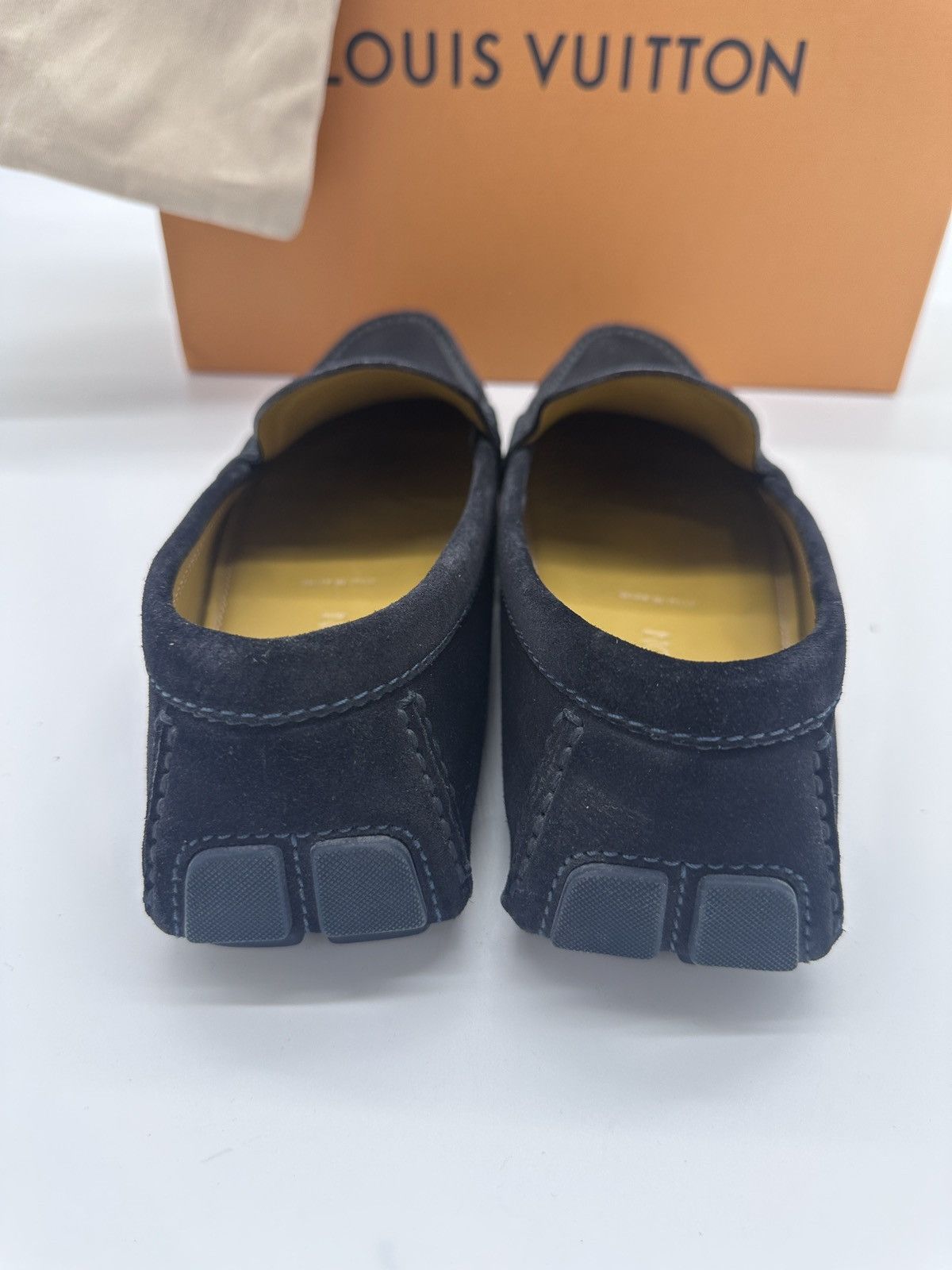 Louis Vuitton Louis Vuitton Suade Loafer Men’s Size 10 LV 11 US Size US 11 / EU 44 - 4 Thumbnail