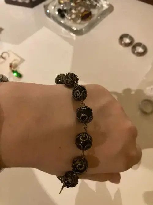 Other Black Glass Beads Cross Bracelet Size ONE SIZE - 3 Thumbnail