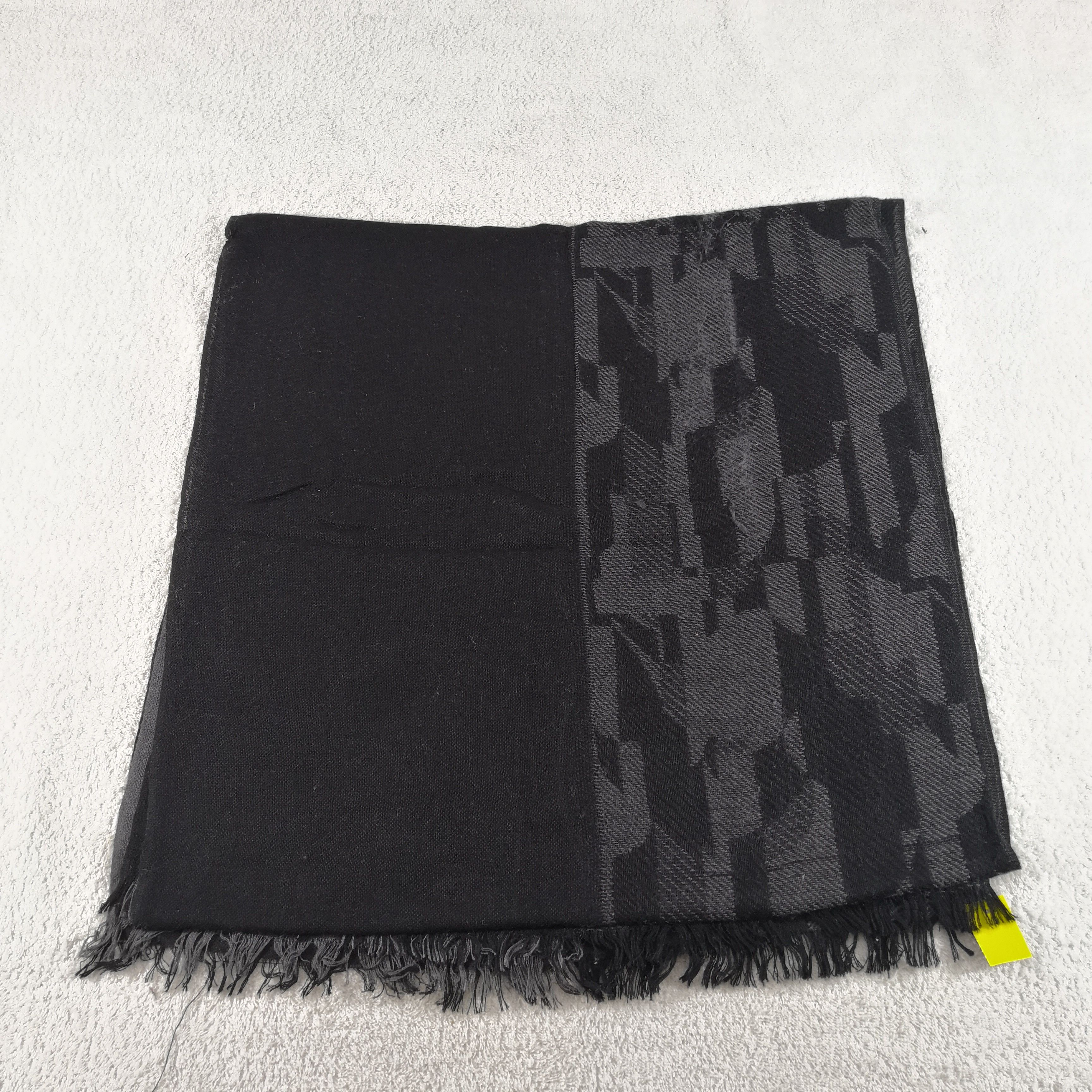 Calvin Klein Vintage Calvin Klein Scarf Muffler Wool Cashmere Scarves Size ONE SIZE - 2 Thumbnail