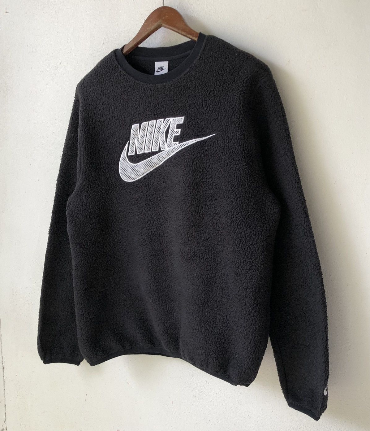 Nike NIKE Faux Fur Fleece Sweatshirt - Embroidered Swolsh Logo Size US S / EU 44-46 / 1 - 2 Thumbnail