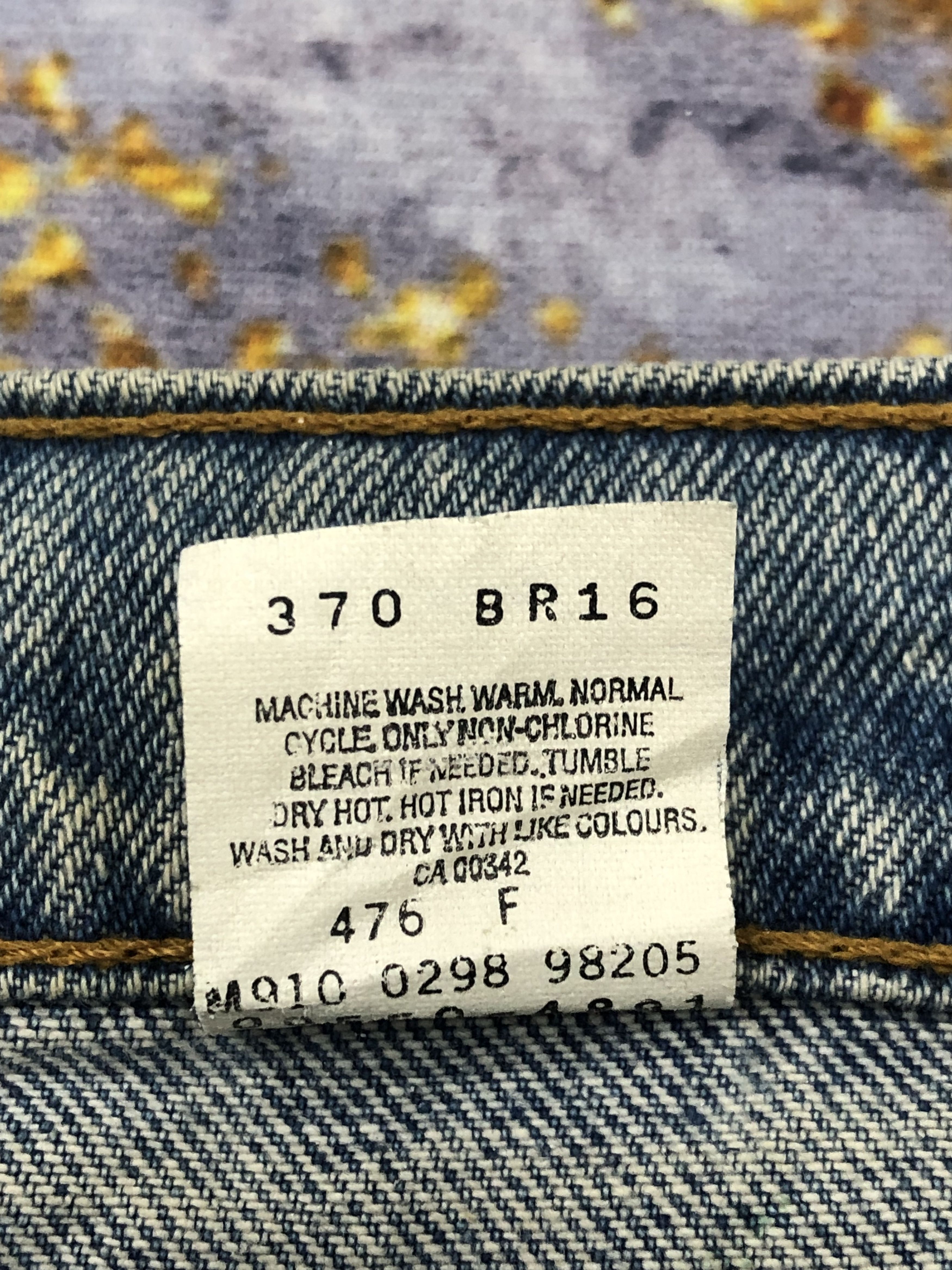 Levi's Vintage 90s Levis 550 Faded Blue Jeans DPP0190 Size US 33 - 7 Thumbnail
