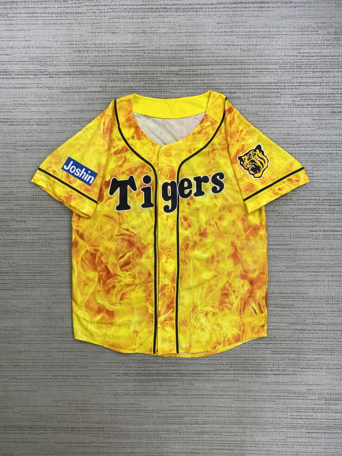 Mizuno Mizuno X Hanshin Tiger Baseball Jersey Size US M / EU 48-50 / 2 - 5 Thumbnail