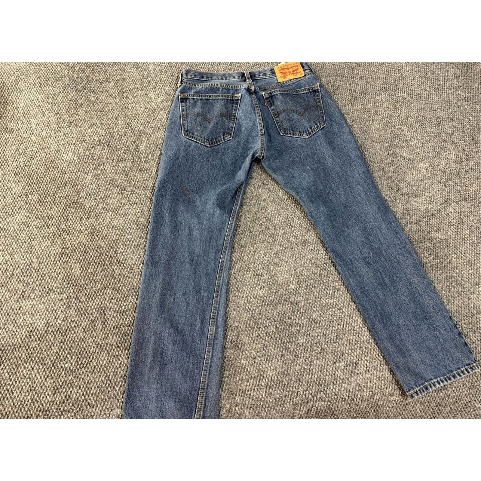 Levi's Levi's 505 Jeans Mens 31x30 Blue Regular Fit Straight Leg Denim Pants Medium Wash Pants Straight Leg Jeans Mens 31x30 Denim Blue Levi's 505 Mens Size US 31 - 7 Thumbnail