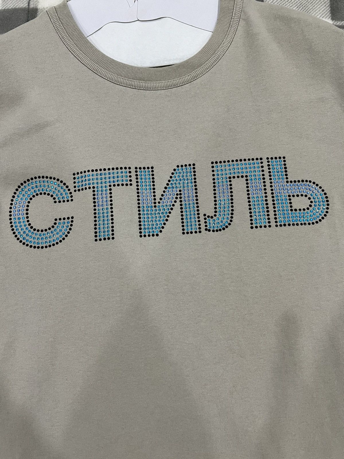 Heron Preston Heron Preston Russian Embellished Rhinestone Lettering Tee Size US S / EU 44-46 / 1 - 3 Thumbnail