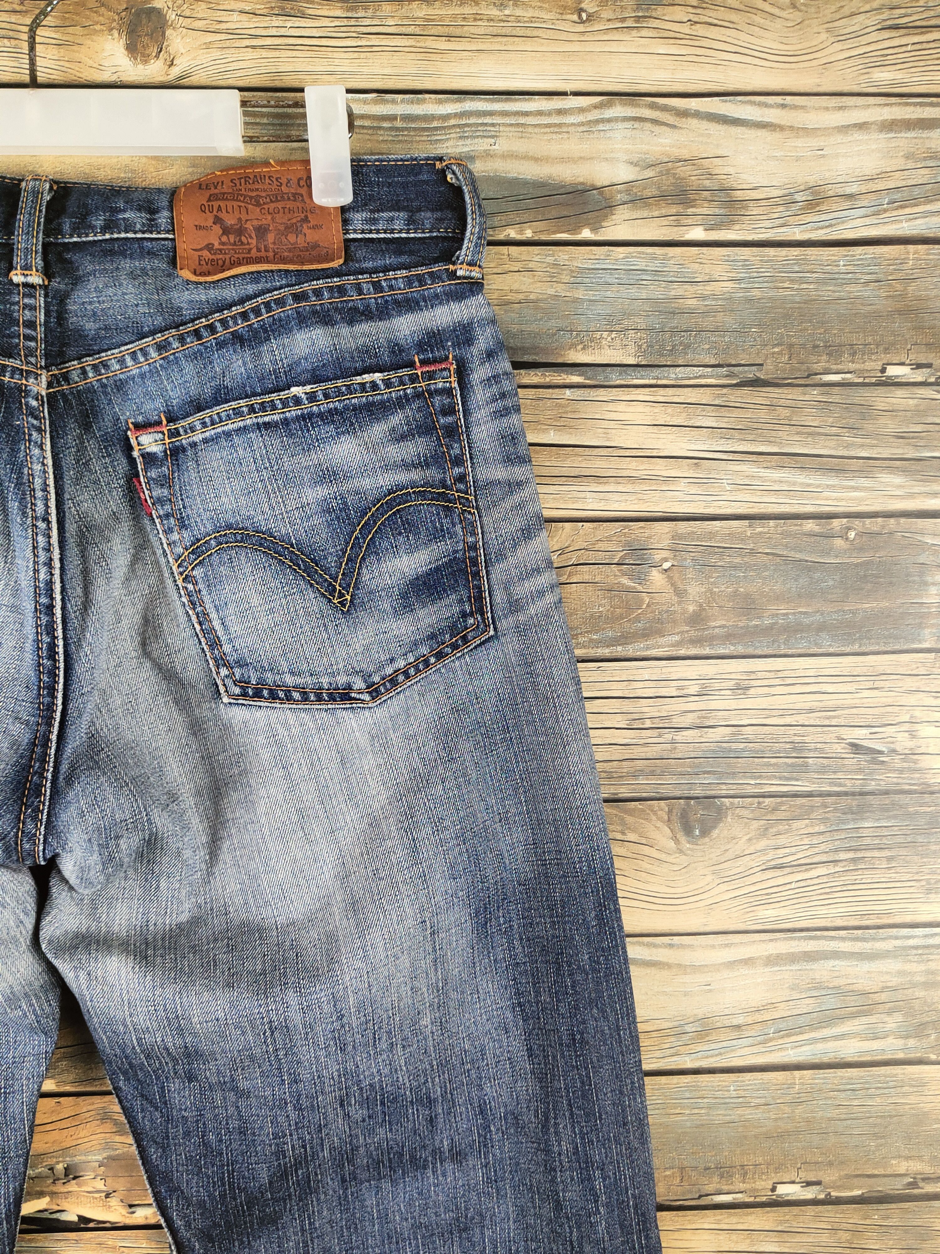 Levi's Levi's Dark Blue Distressed Ripped Jeans #S2850 Size US 33 - 11 Thumbnail