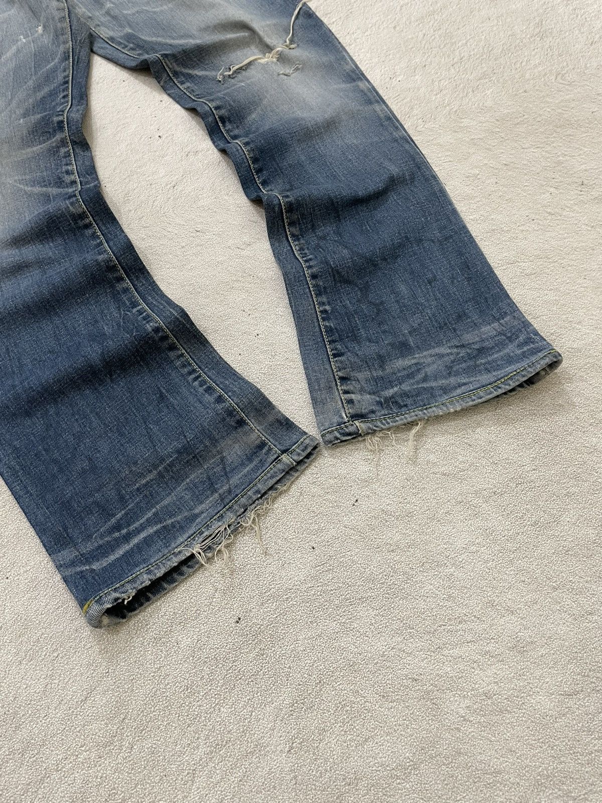 Japanese Brand 2000s Diesel Flare Denim Ripped Jeans Wash Y2K Japan Size US 31 - 3 Thumbnail