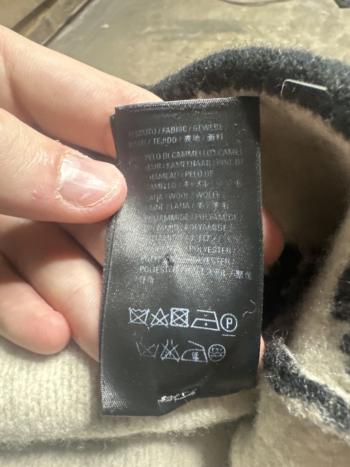 Balenciaga Balenciaga Crewneck Black White Womens XS Used Size XS / US 0-2 / IT 36-38 - 4 Thumbnail