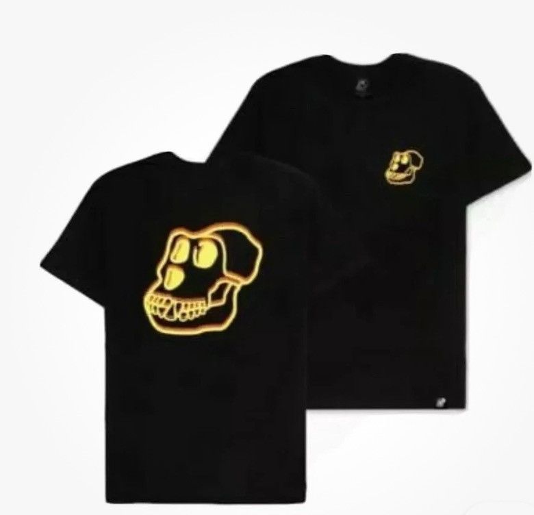 Other The Bored Ape Yacht Club Authentic Holographic Tee in XXL Size US XXL / EU 58 / 5 - 1 Thumbnail