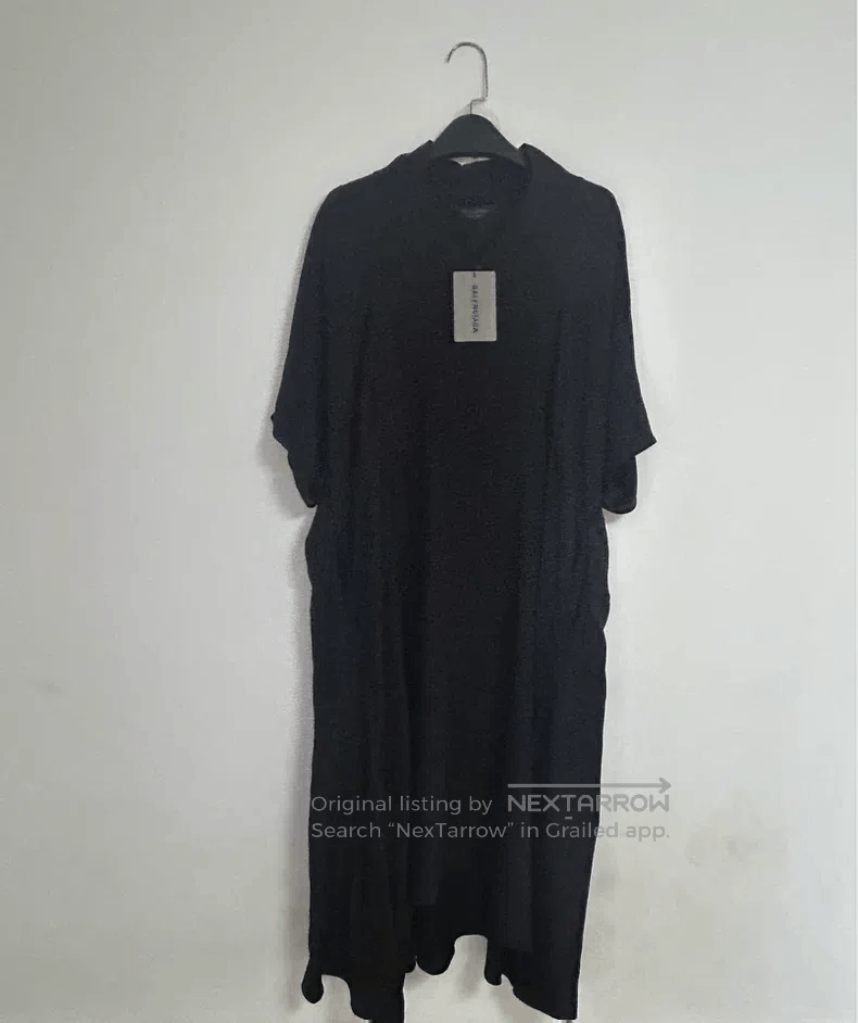 Balenciaga Balenciaga Fully printed V-neck silk mid-length short-slee Size L / US 10 / IT 46 - 2 Thumbnail
